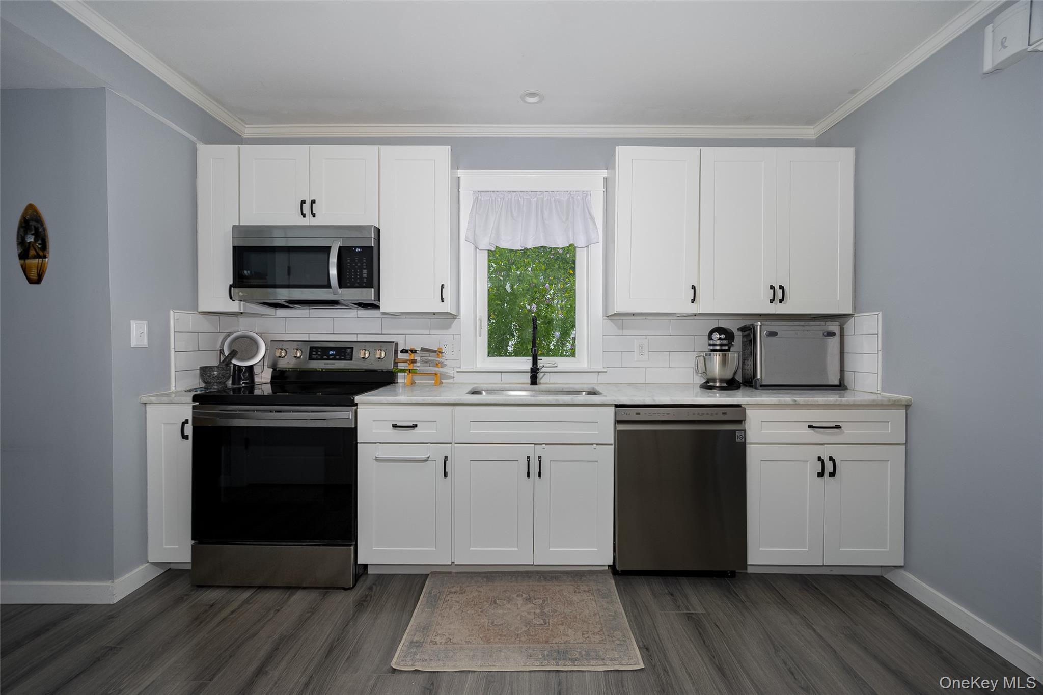 1 Elmwood Avenue – For Sale photo 9