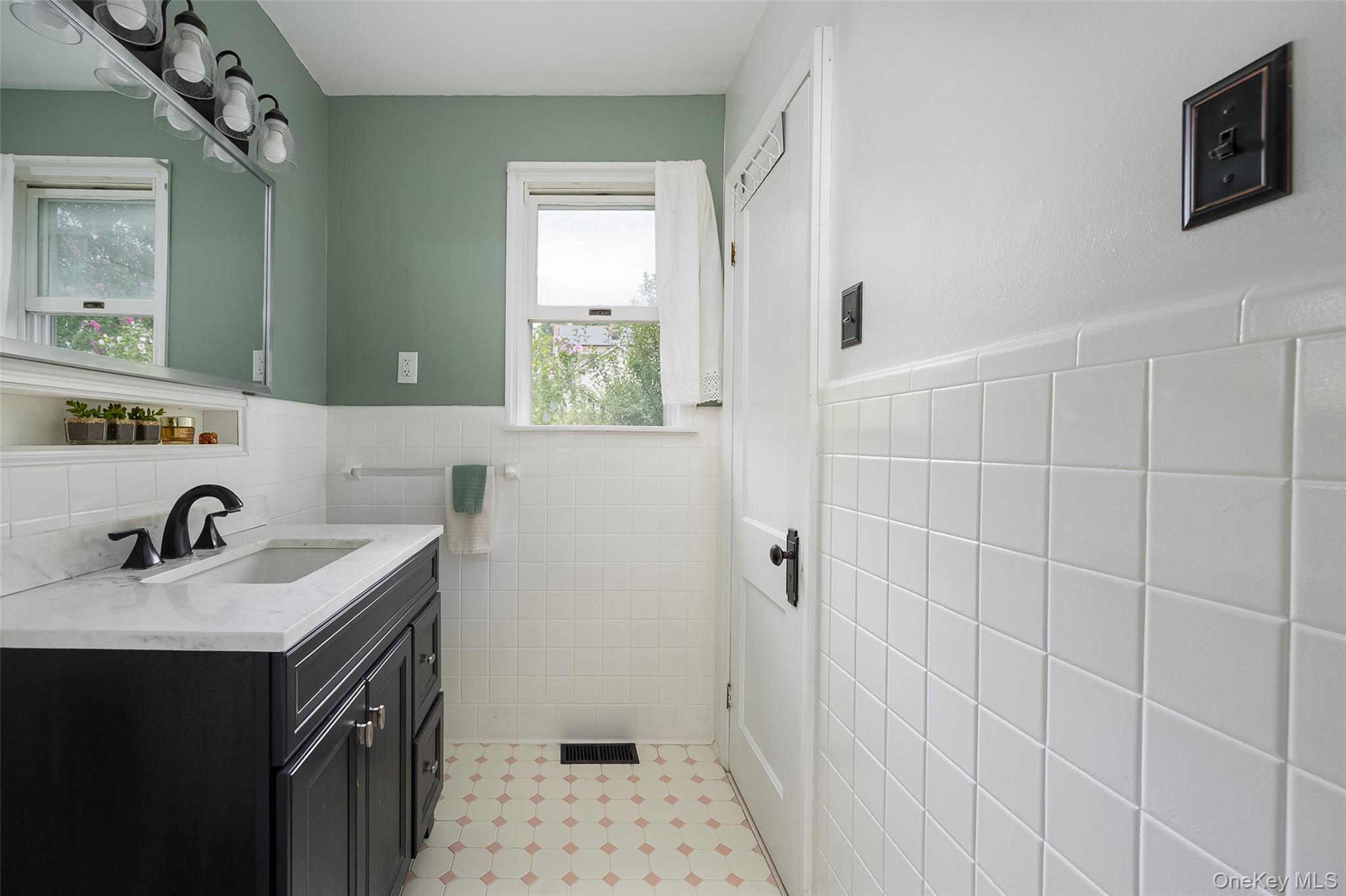 1 Elmwood Avenue – For Sale photo 15