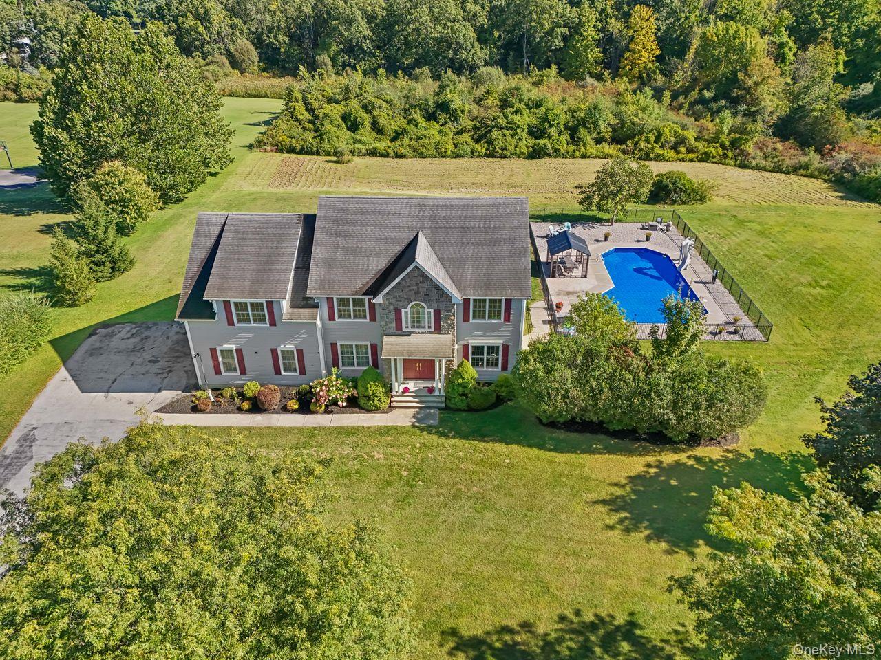 23 Monarch Drive – For Sale photo 3