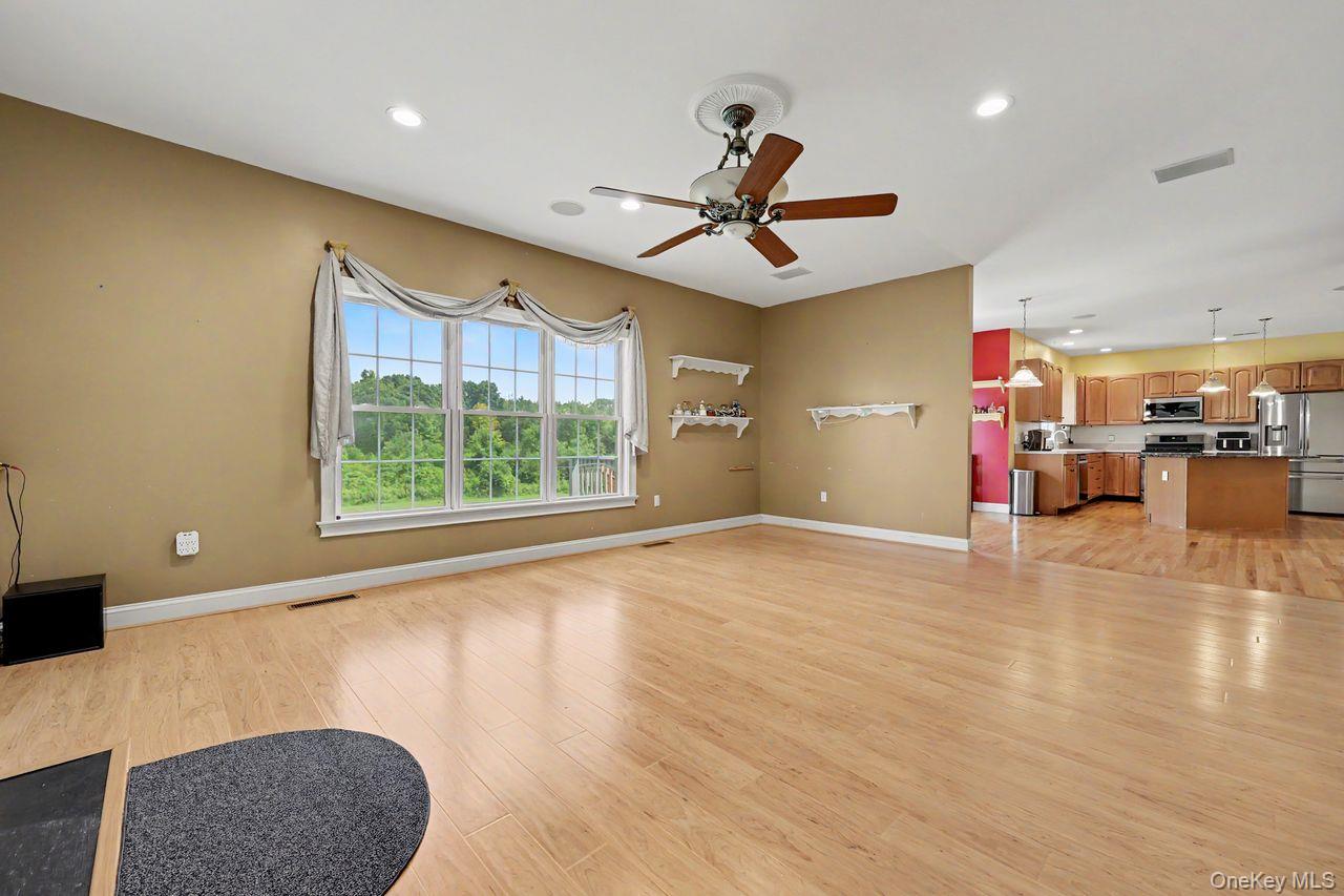23 Monarch Drive – For Sale photo 7