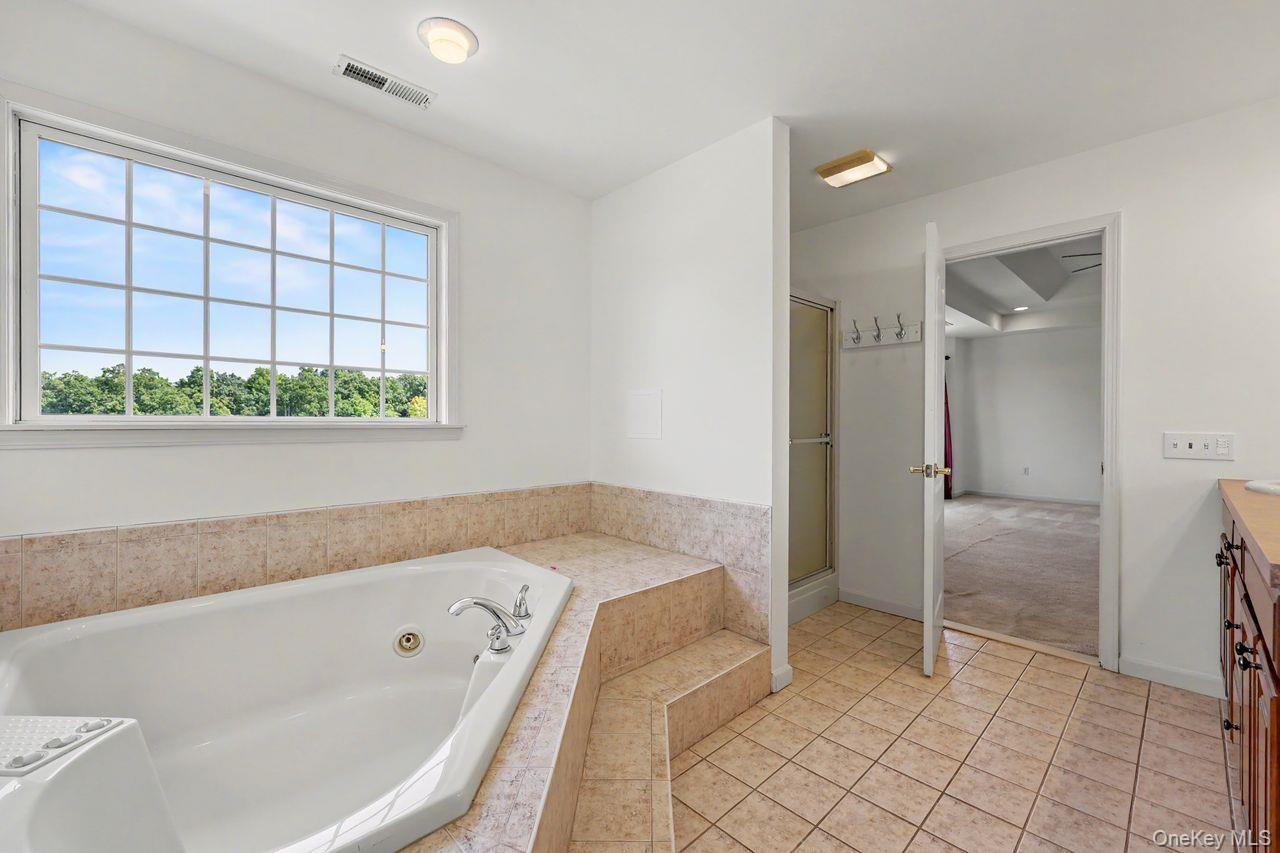 23 Monarch Drive – For Sale photo 21