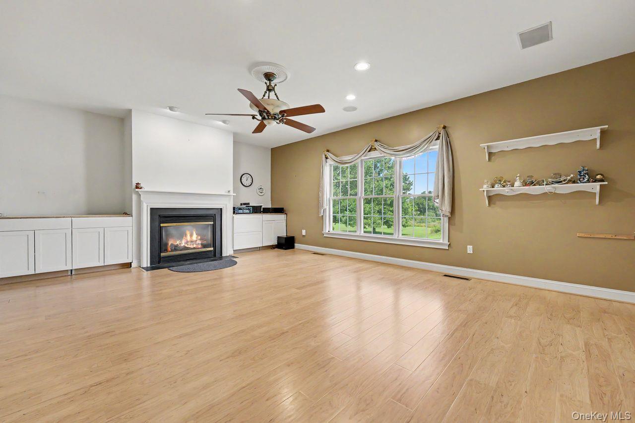 23 Monarch Drive – For Sale photo 5