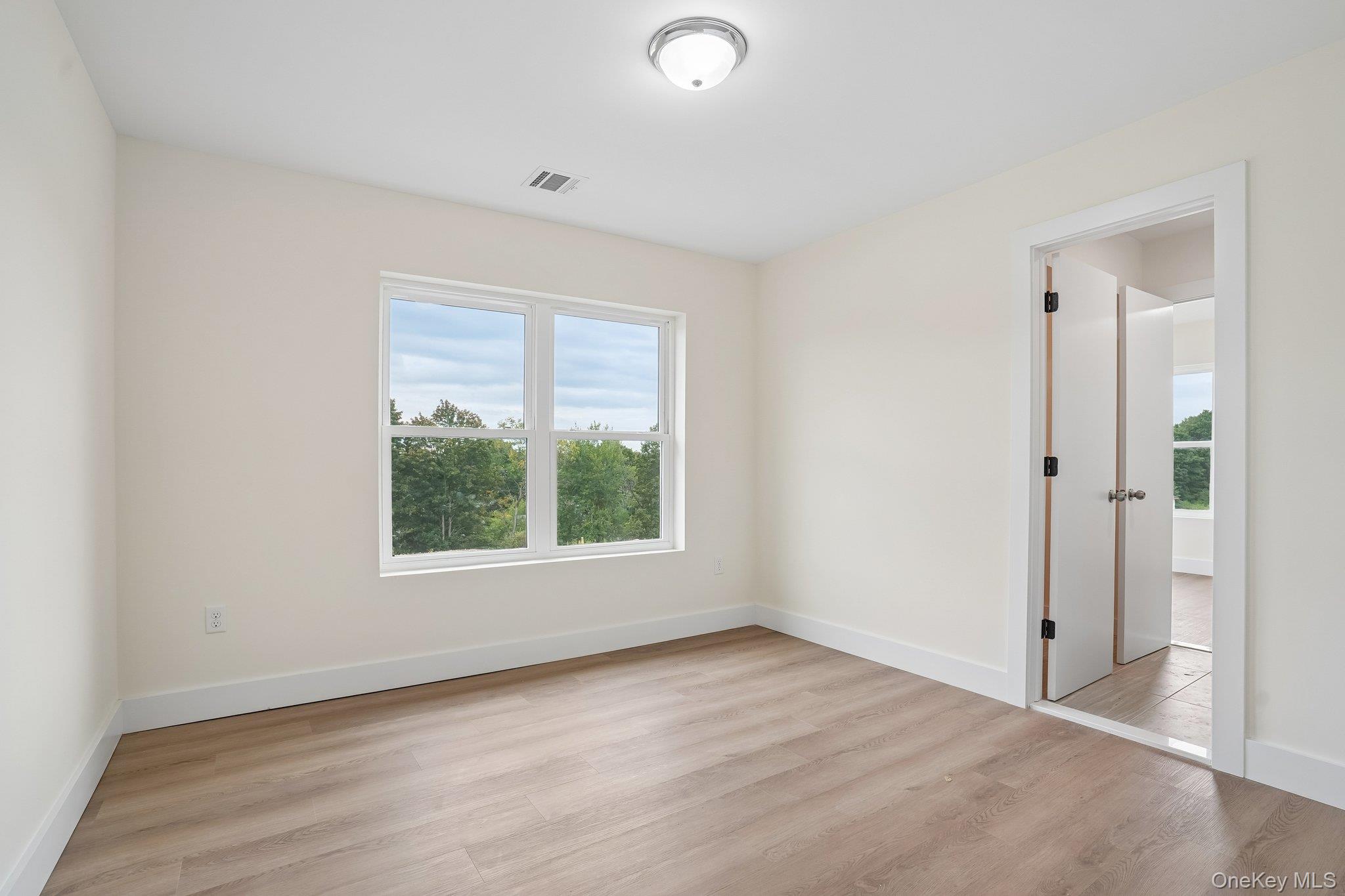 18 Rustic Drive – For Sale photo 29