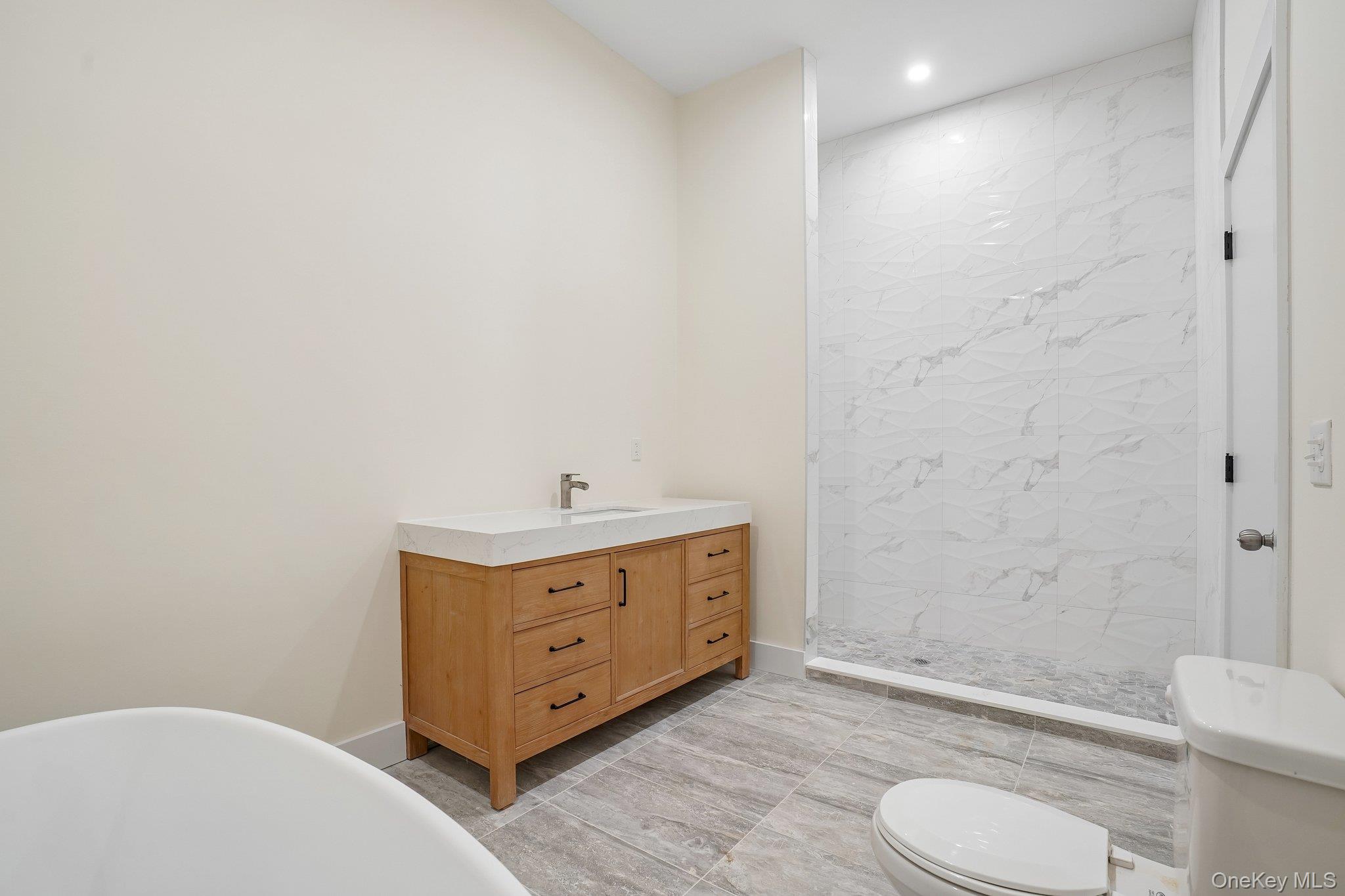 18 Rustic Drive – For Sale photo 27