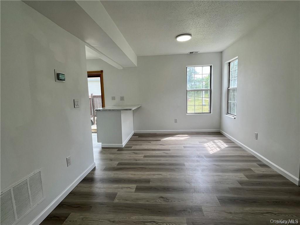 2110 Whispering Hills, Unit 197 photo 8