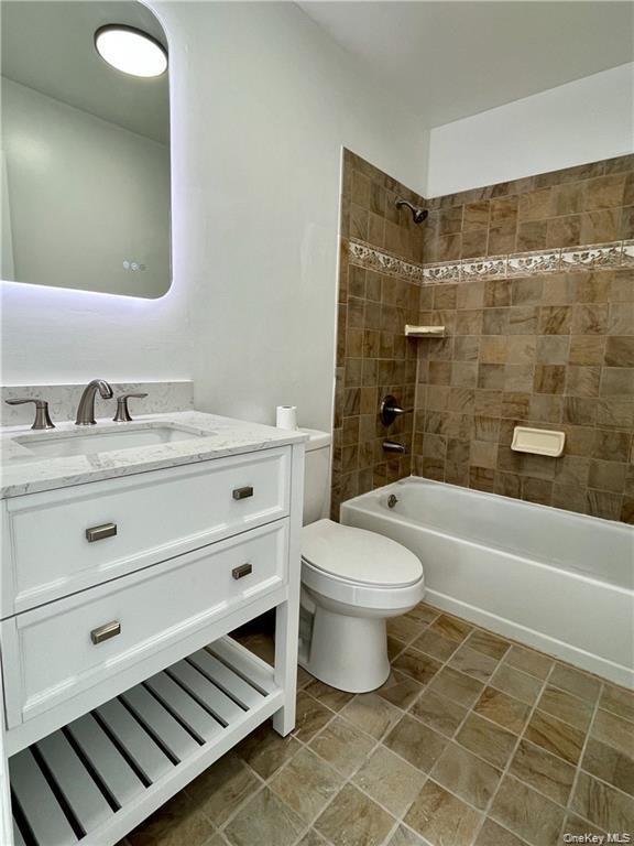 2110 Whispering Hills, Unit 197 photo 24