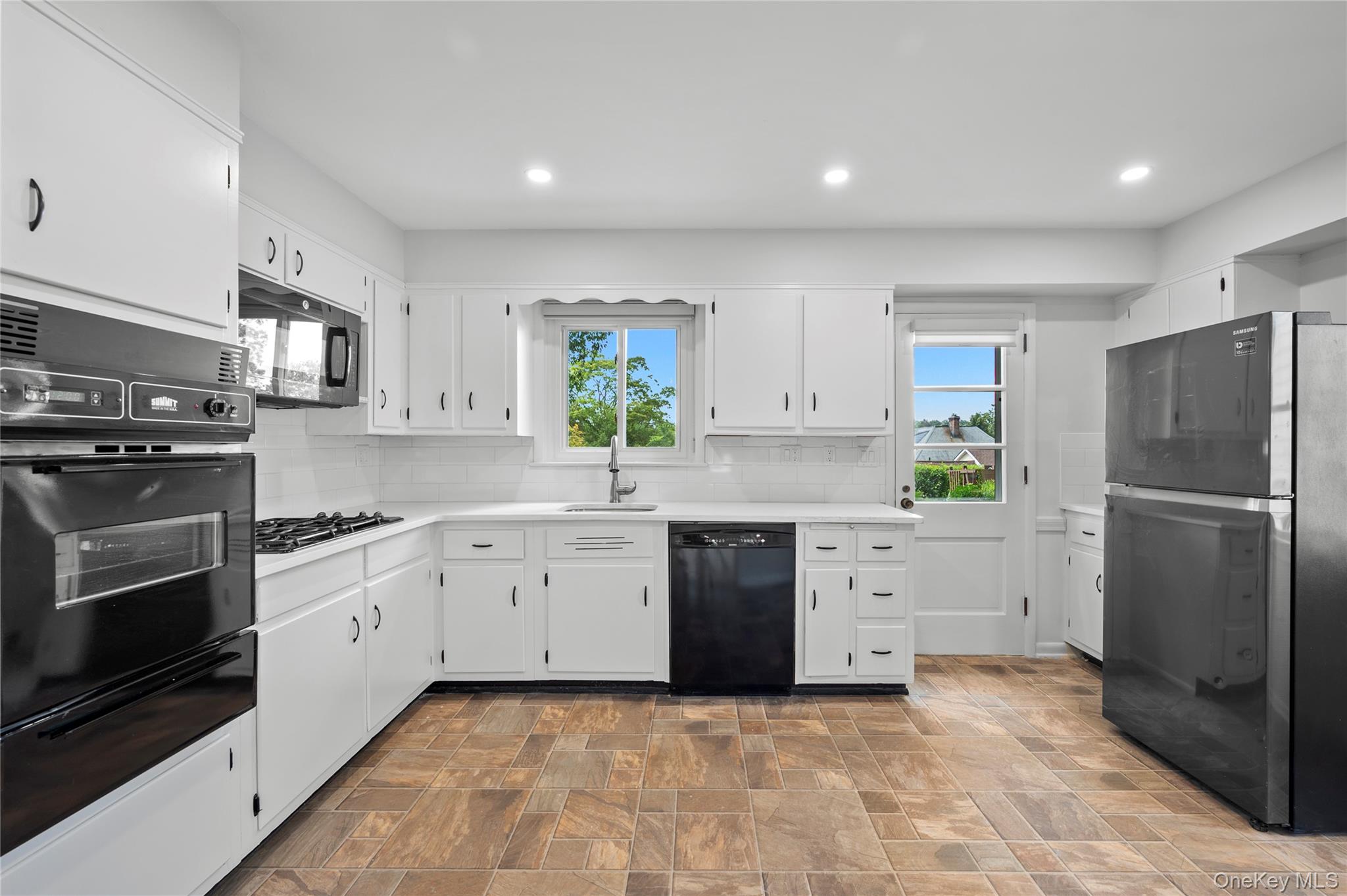 71 Ewart Street – For Rent photo 11