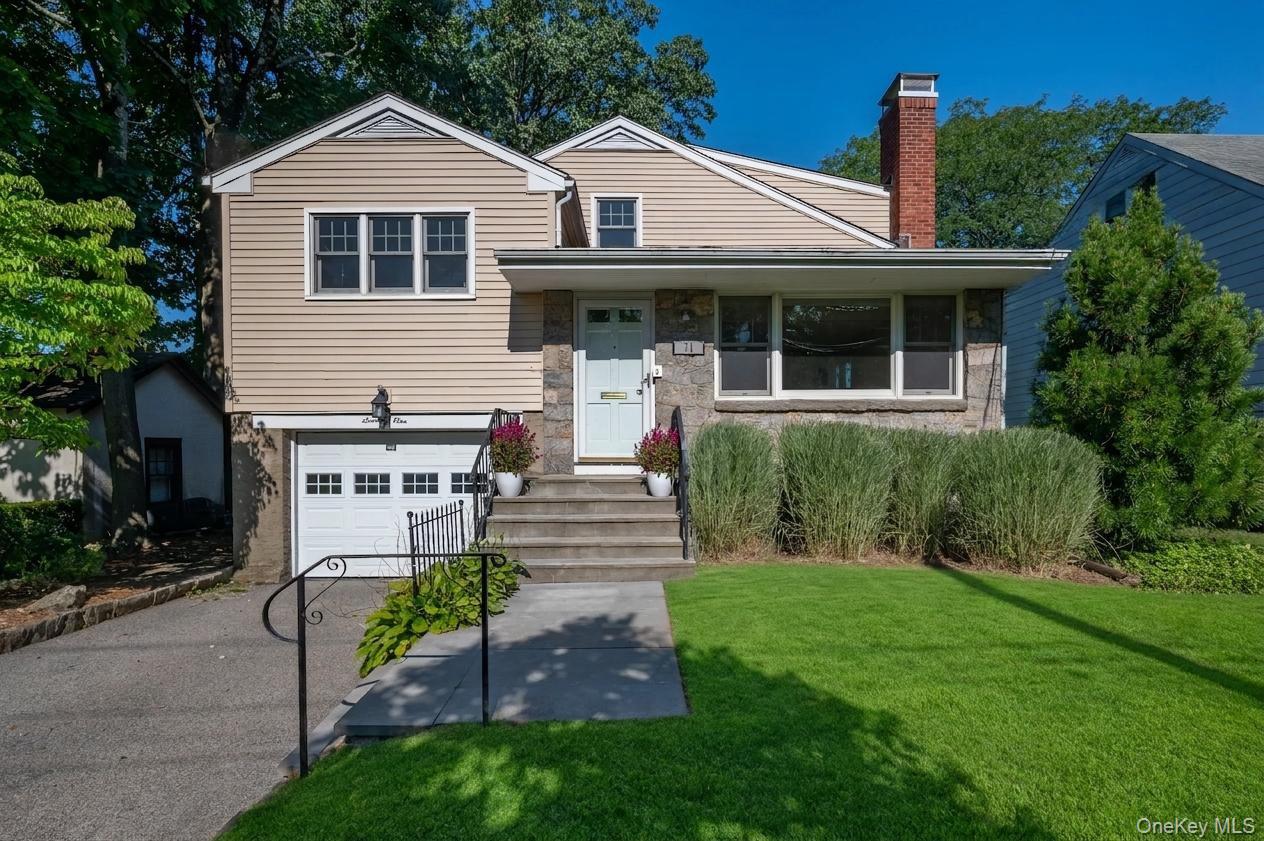 71 Ewart Street – For Rent
