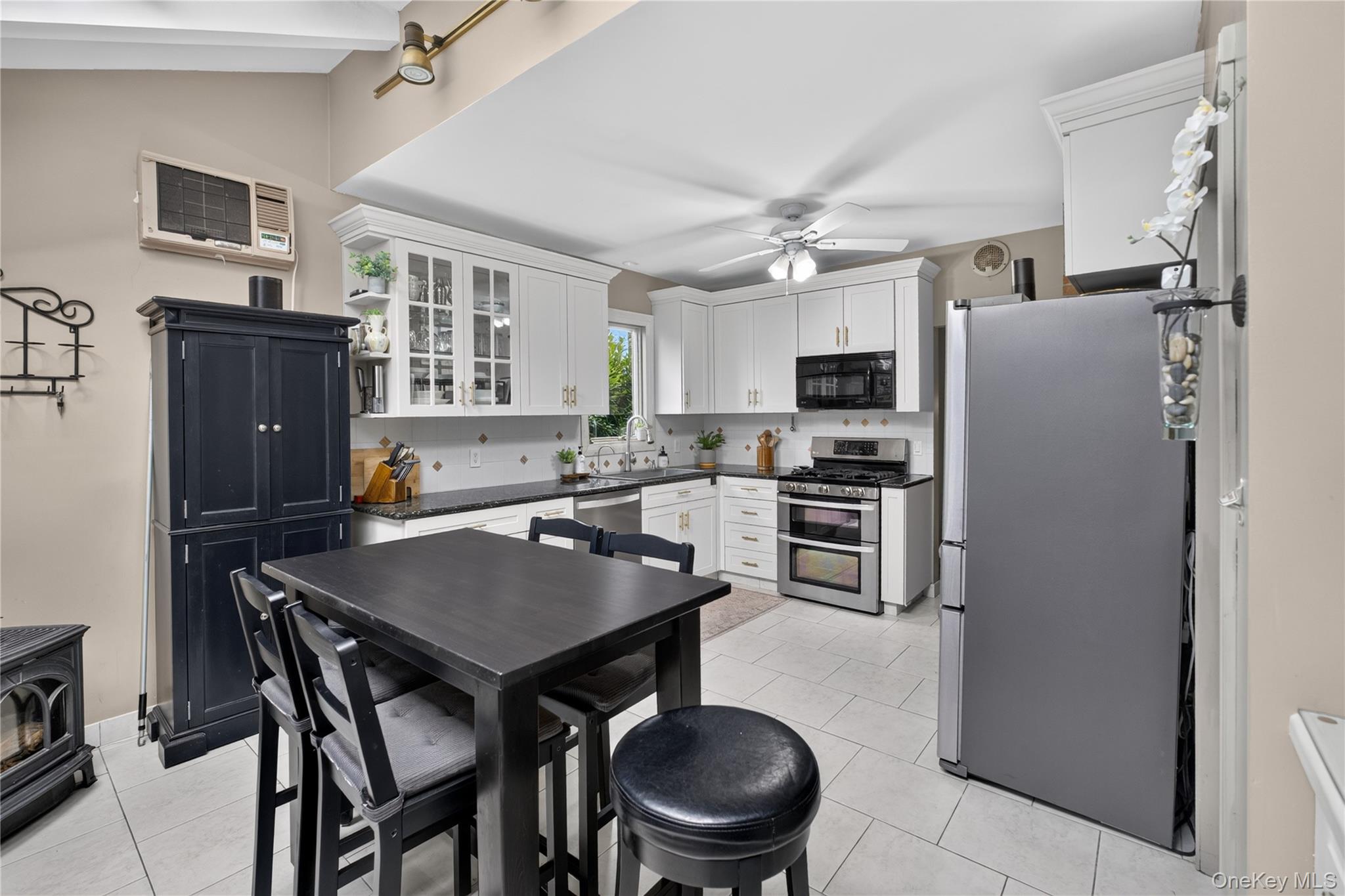 54 Denton Avenue – For Sale photo 19