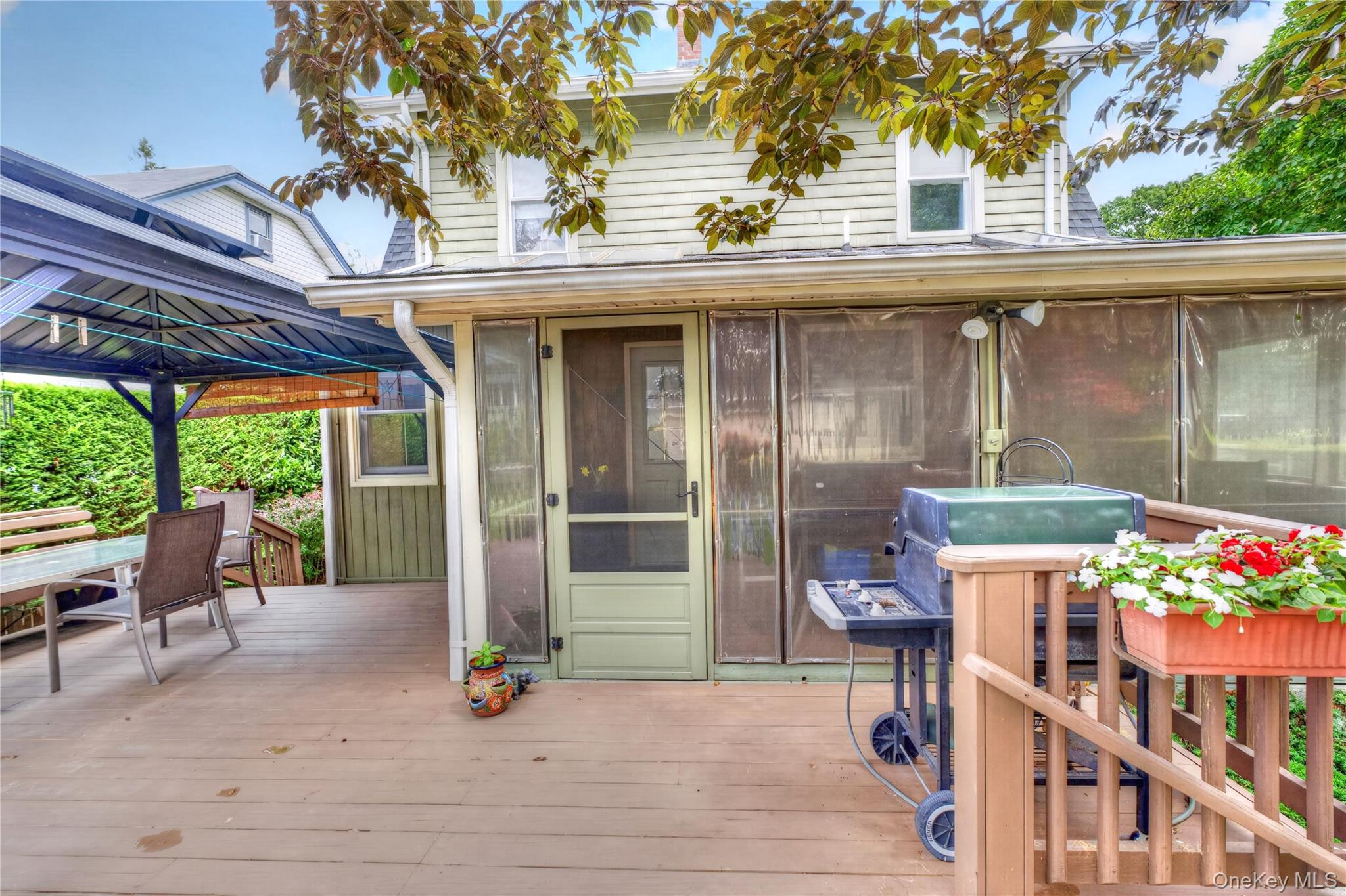 54 Denton Avenue – For Sale photo 33