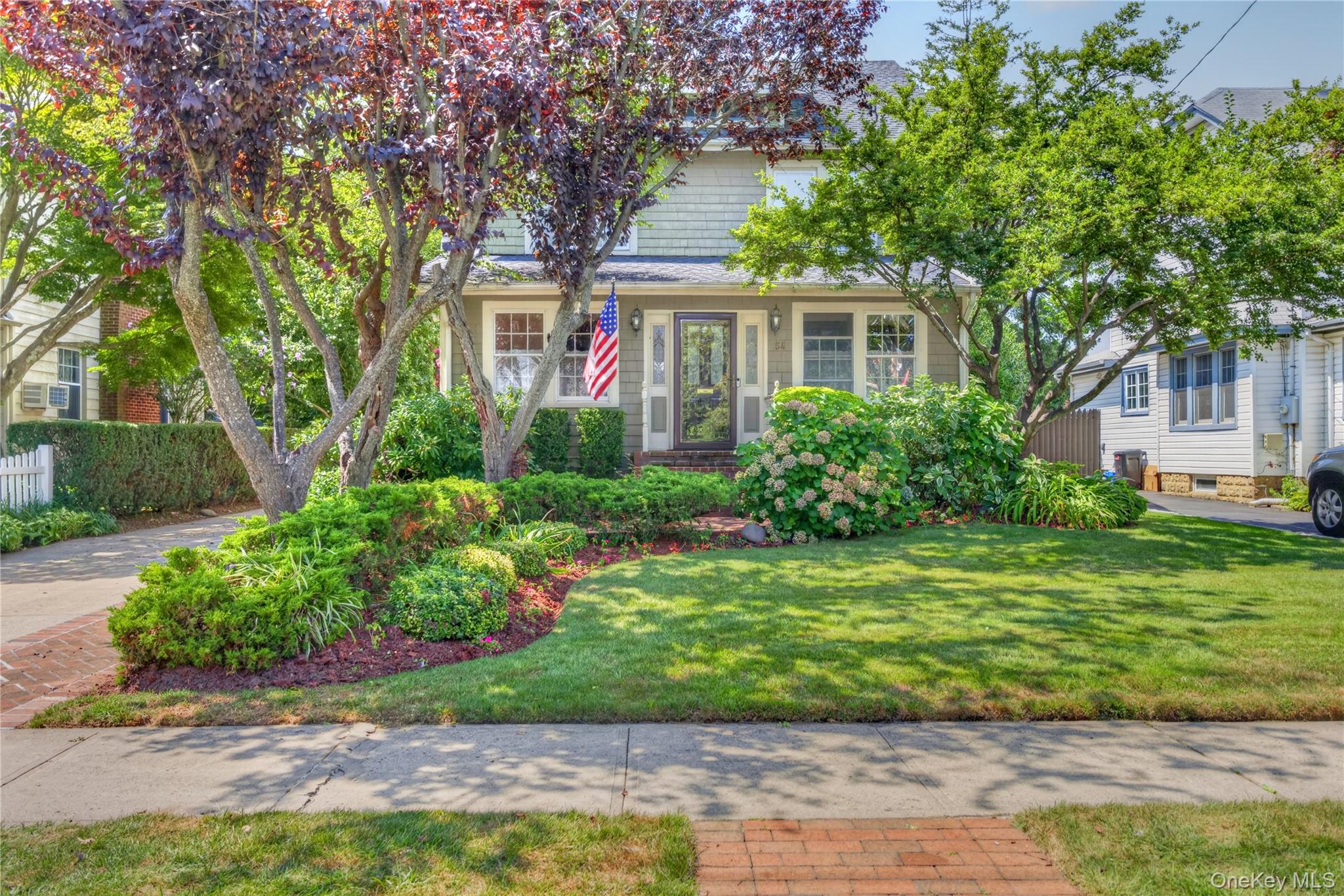54 Denton Avenue – For Sale photo 5