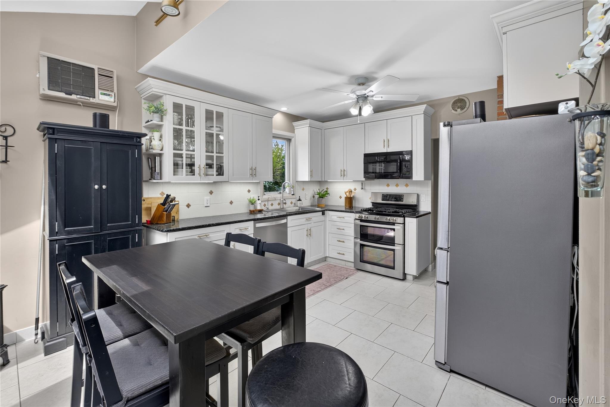 54 Denton Avenue – For Sale photo 18
