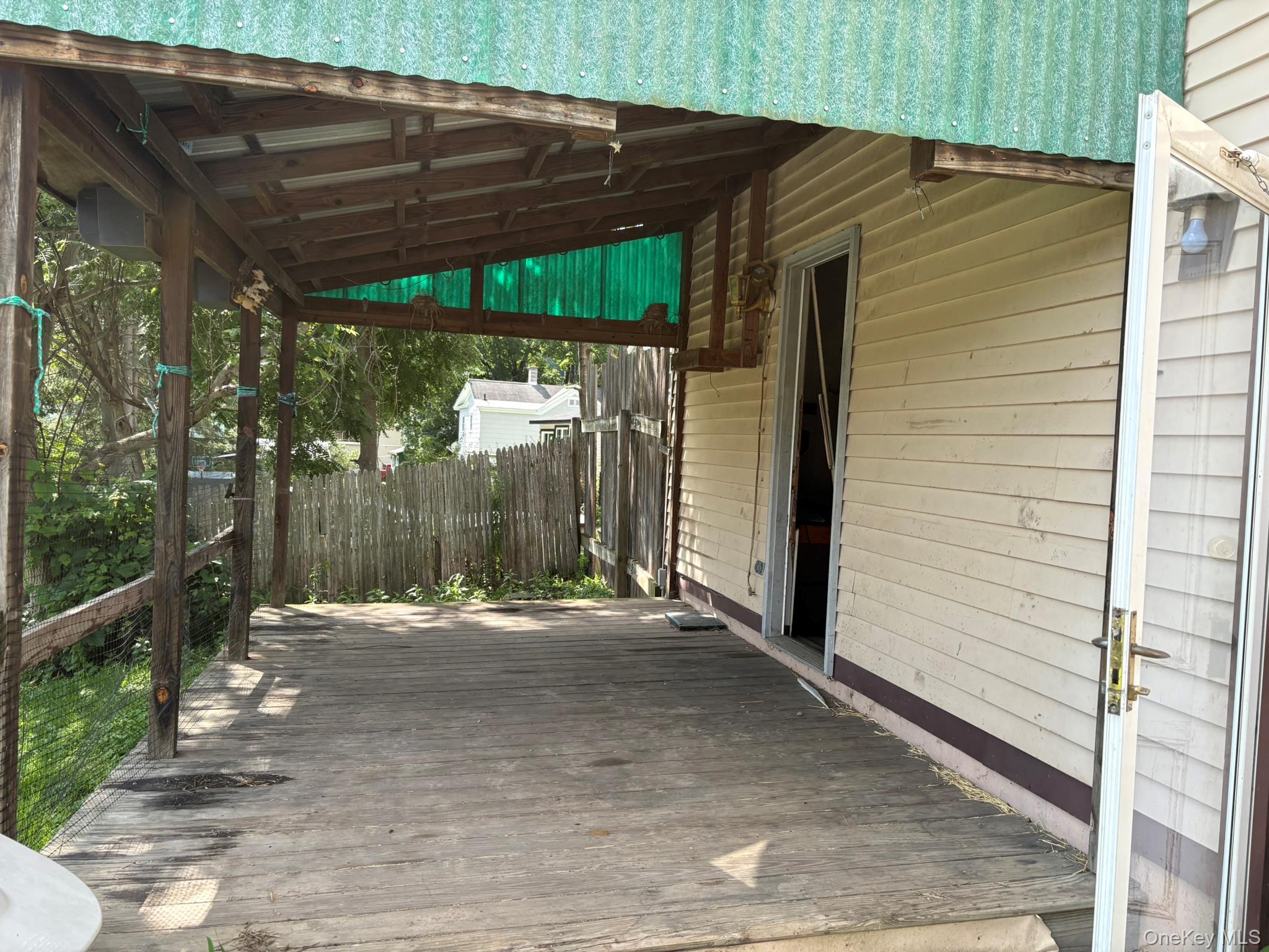 18 Clark Street – For Sale photo 23