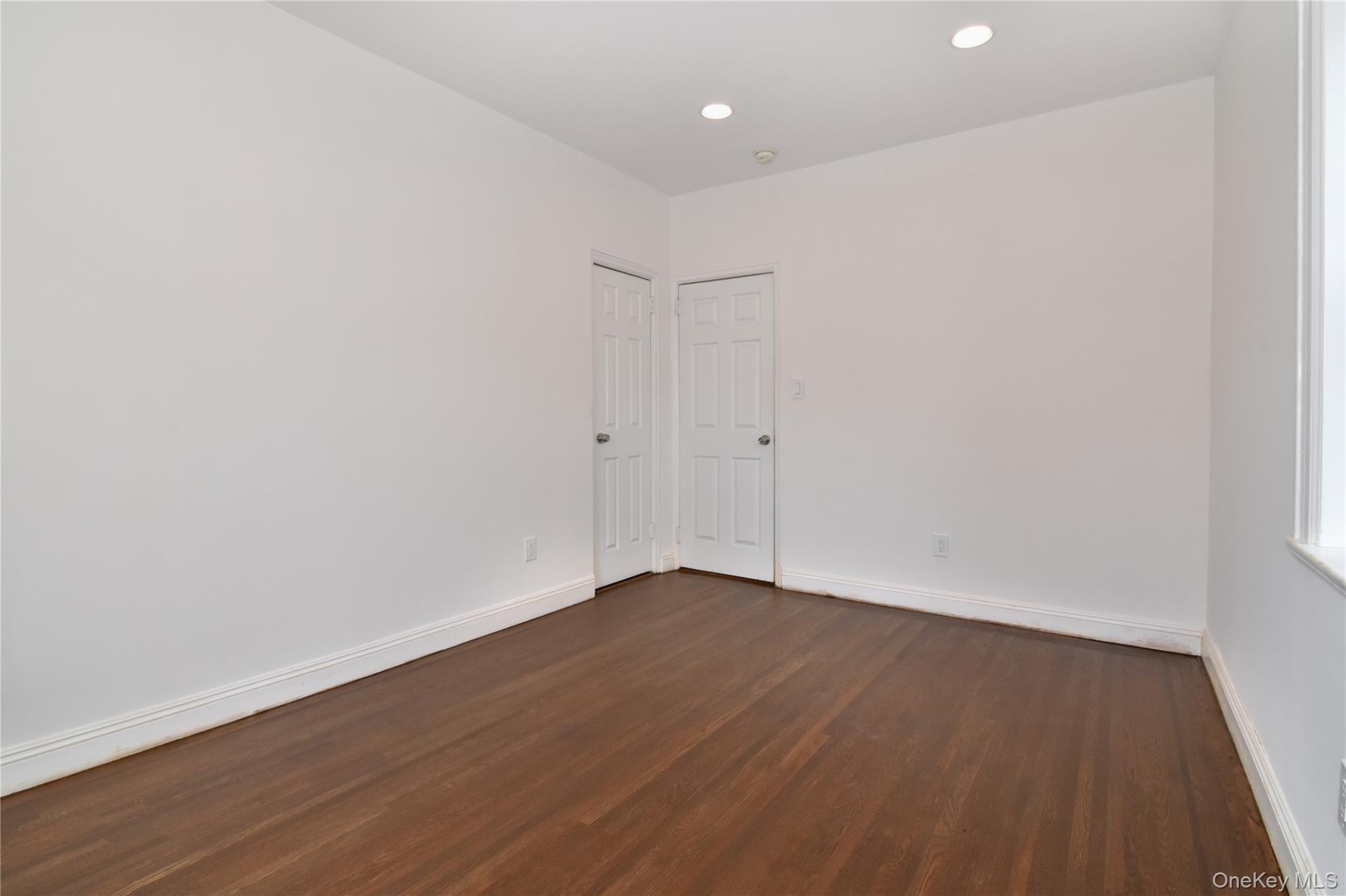 590 E 3rd Street, Unit 1M photo 16