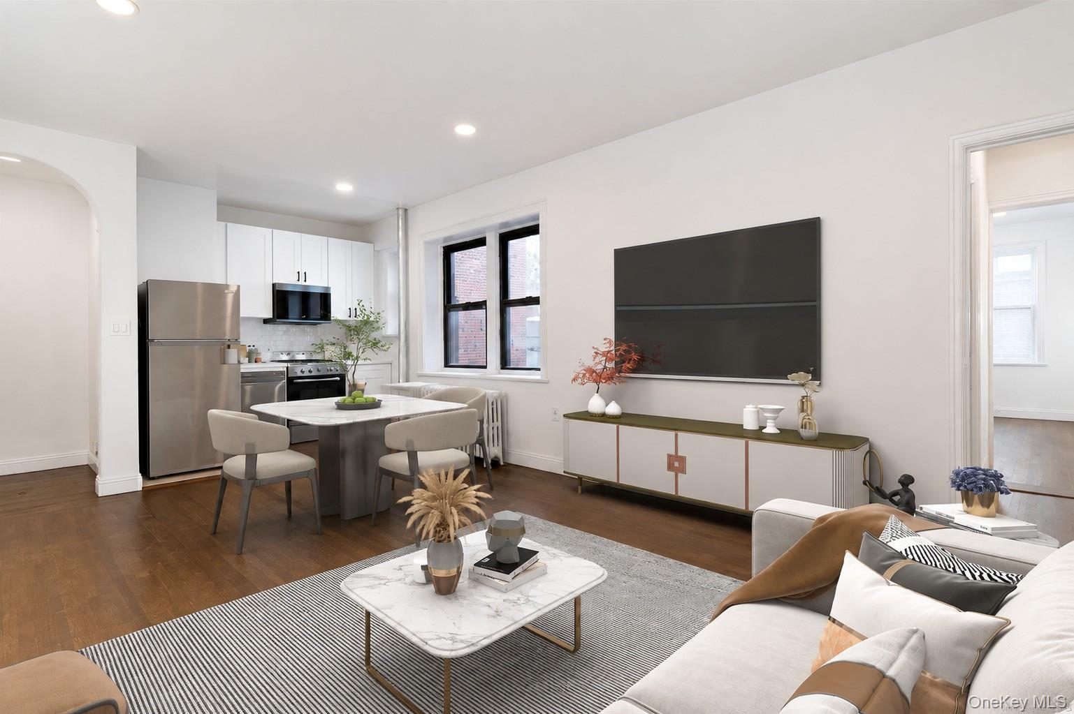 590 E 3rd Street, Unit 1M photo 6