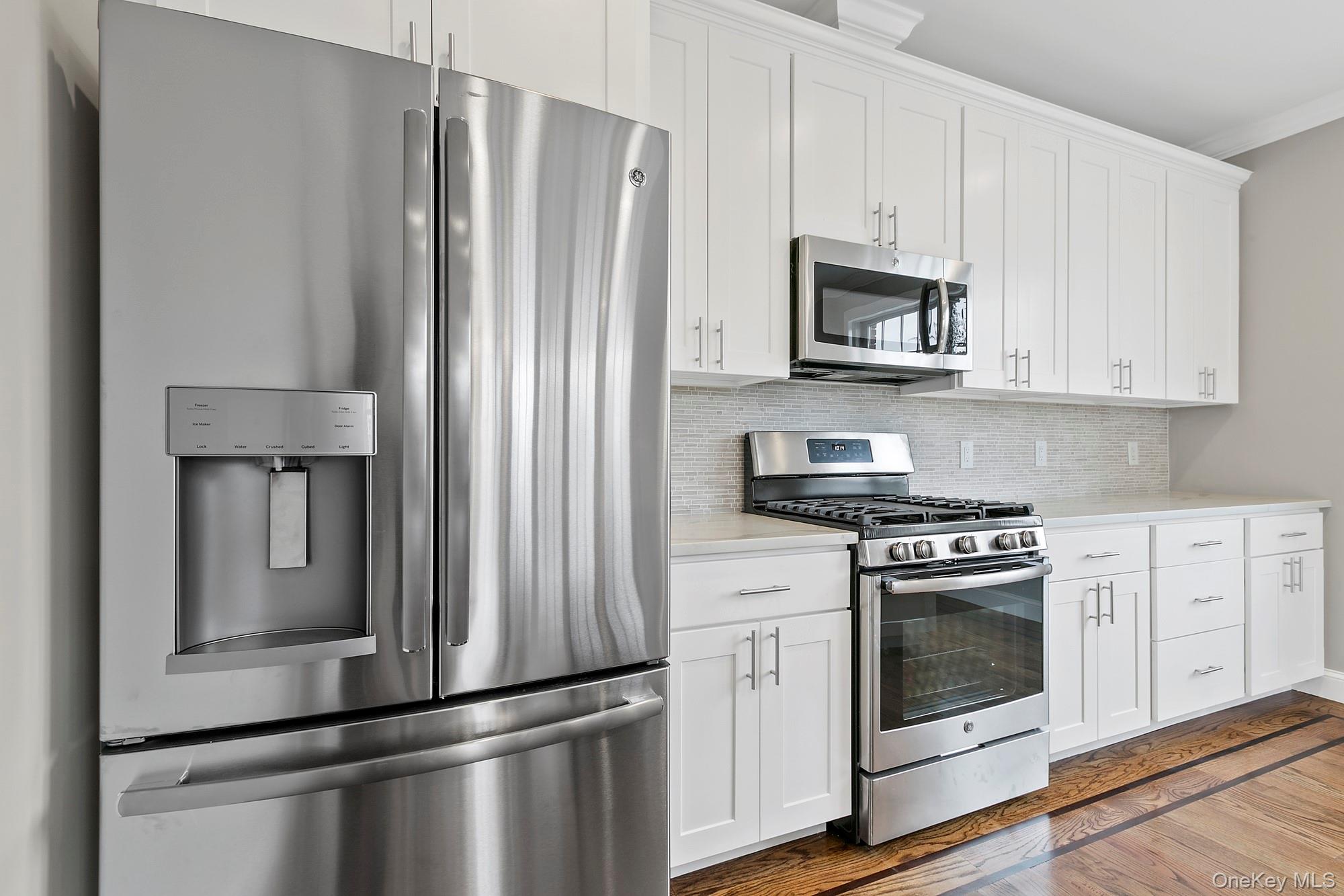 2 Ashford Avenue, Unit 4A photo 3