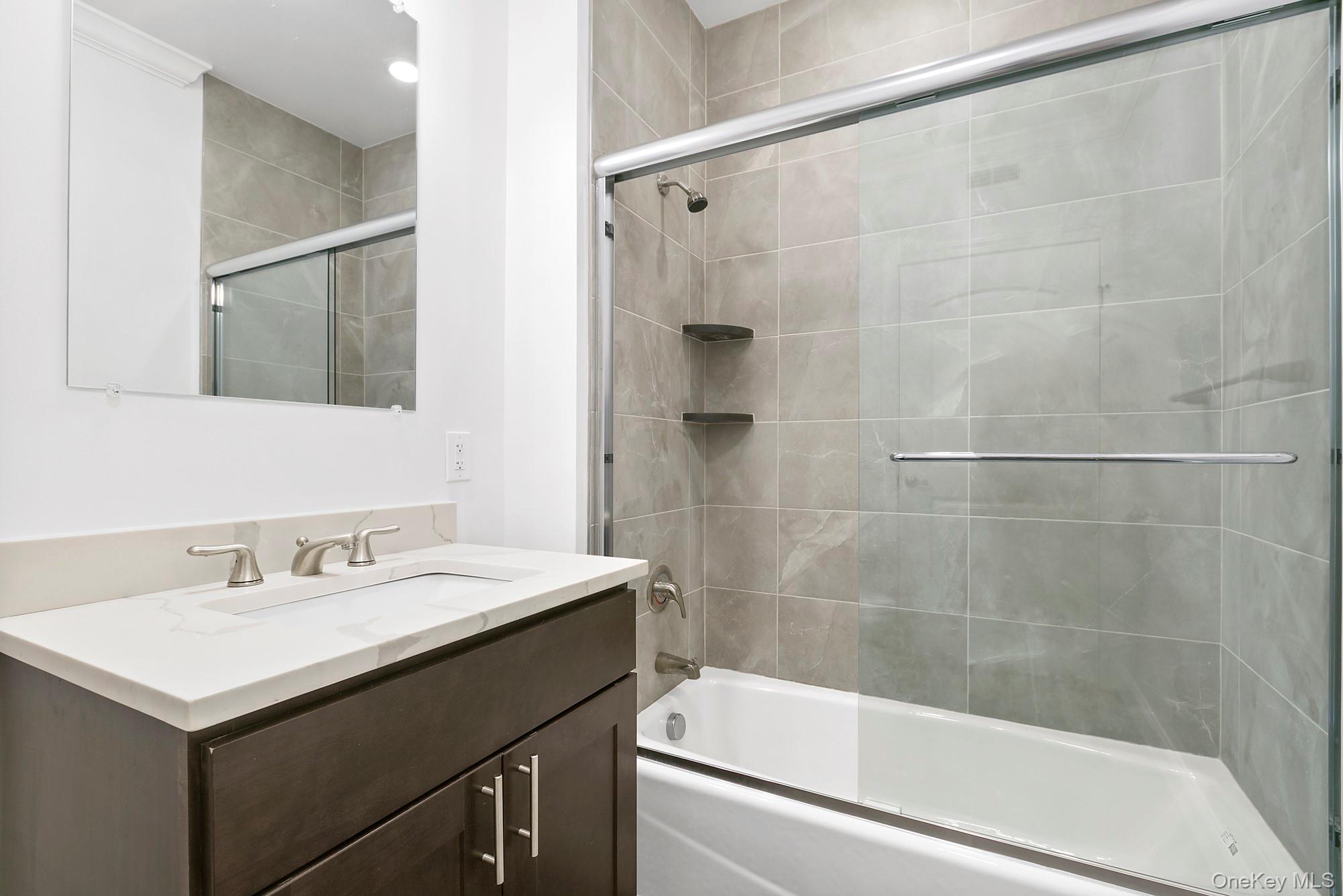 2 Ashford Avenue, Unit 4A photo 7