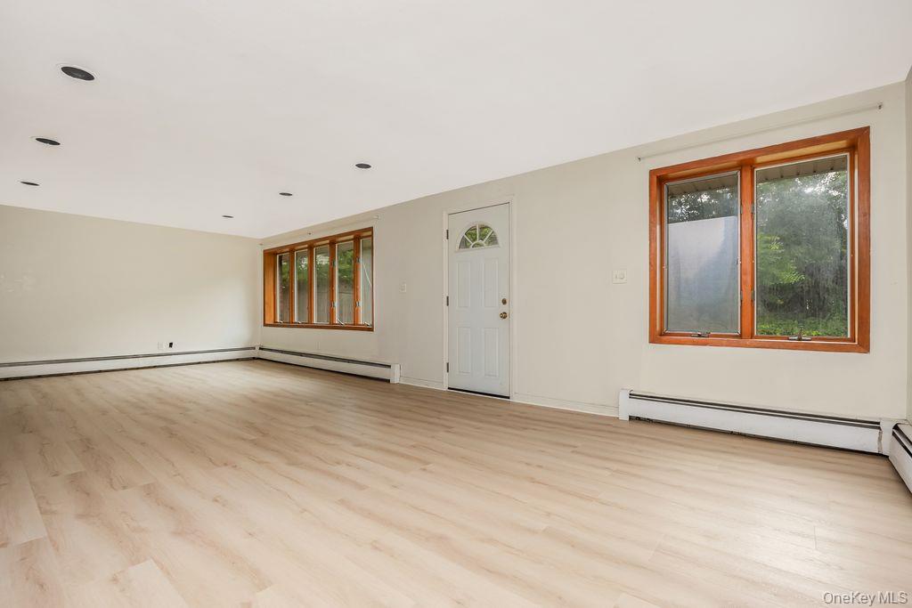 6 Village Drive – For Rent photo 20
