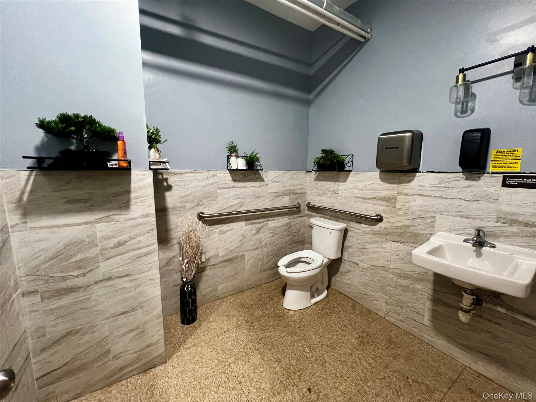 930 South Street, Unit Suite B photo 4
