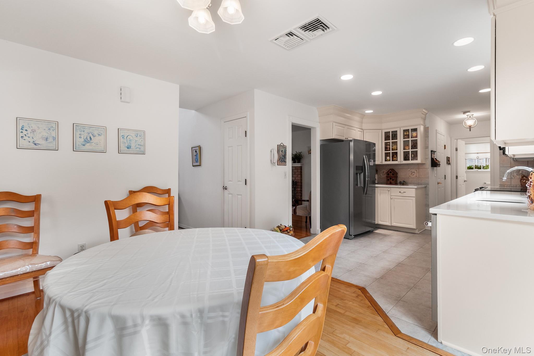 515 The Greenway – For Sale photo 17