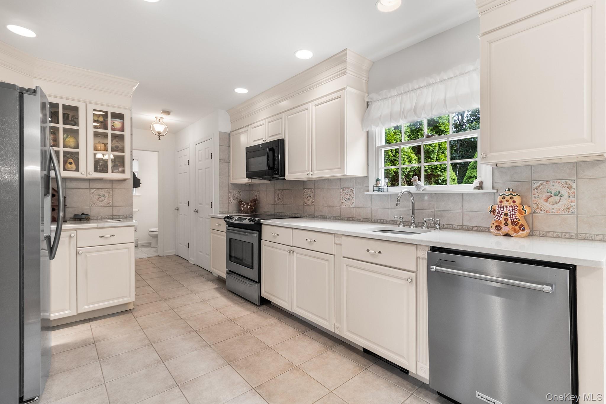 515 The Greenway – For Sale photo 18
