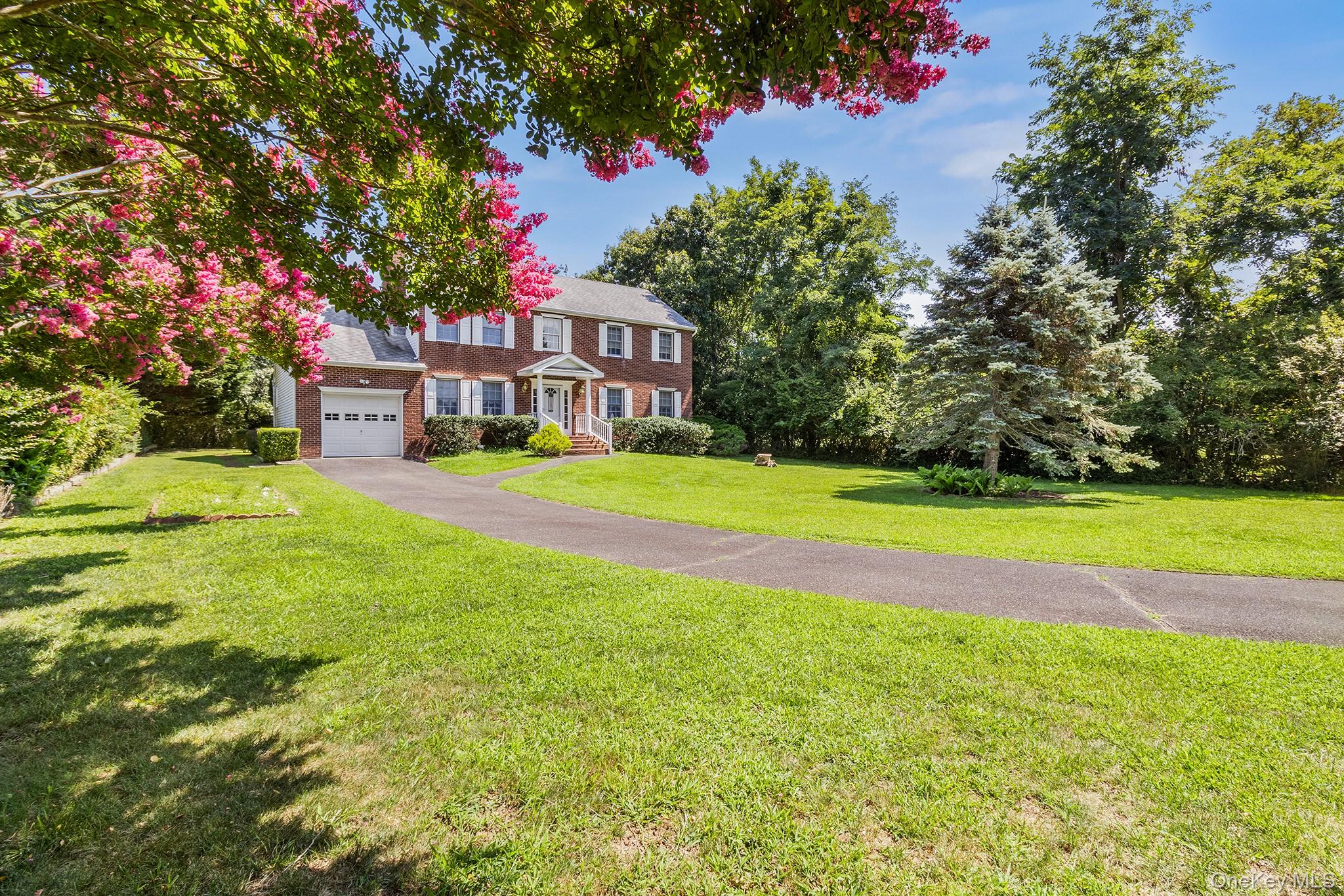 515 The Greenway – For Sale photo 6
