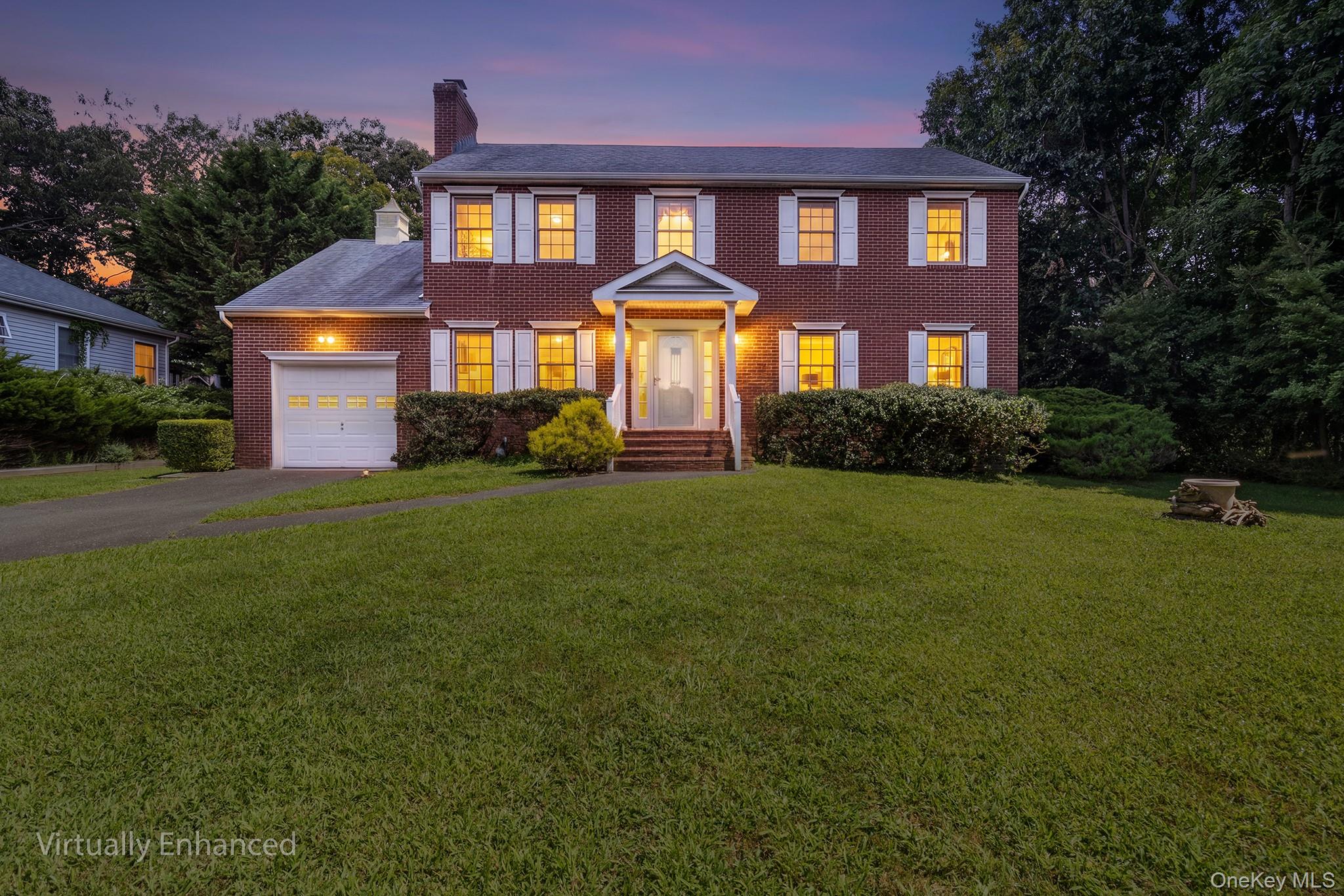 515 The Greenway – For Sale