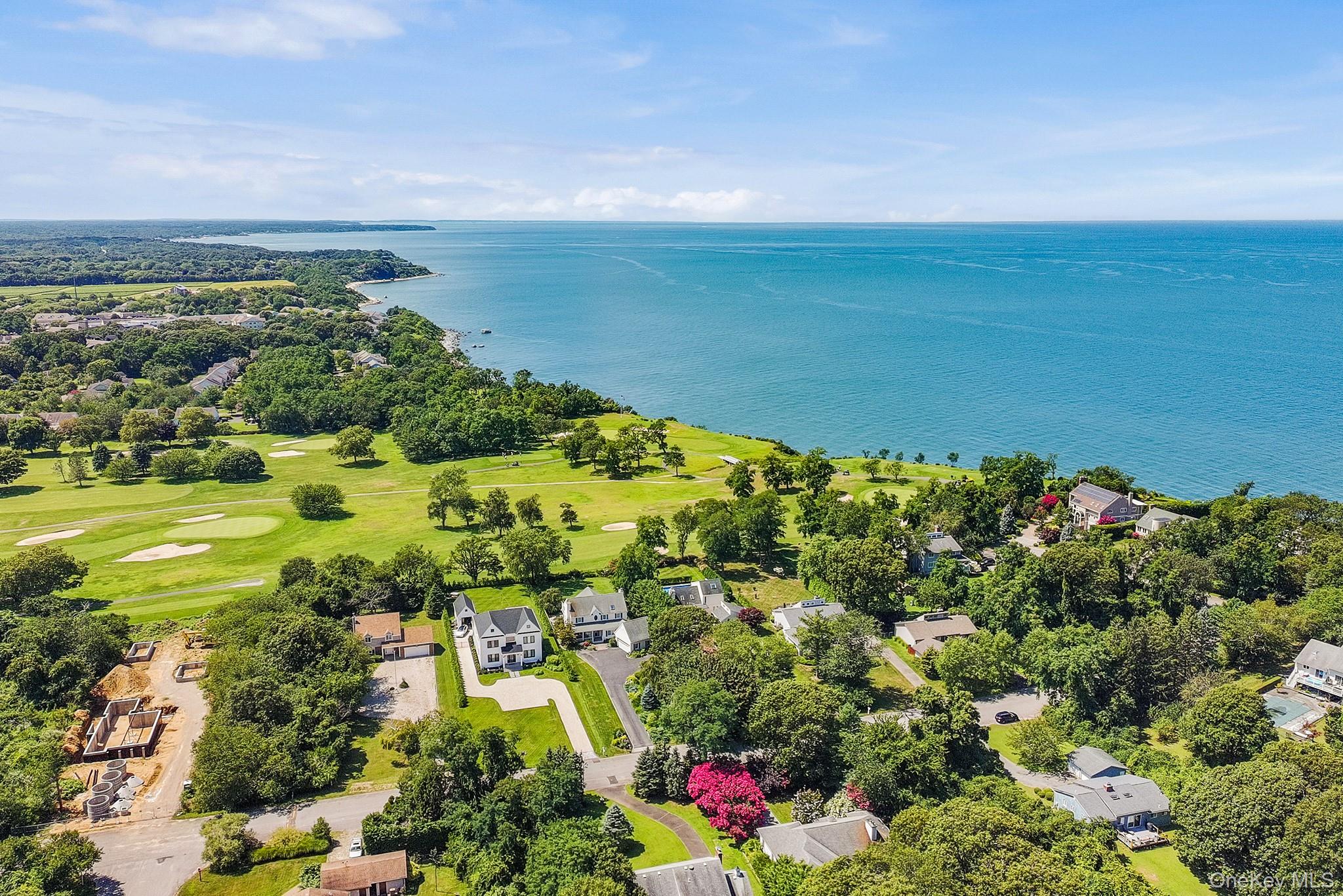 515 The Greenway – For Sale photo 4