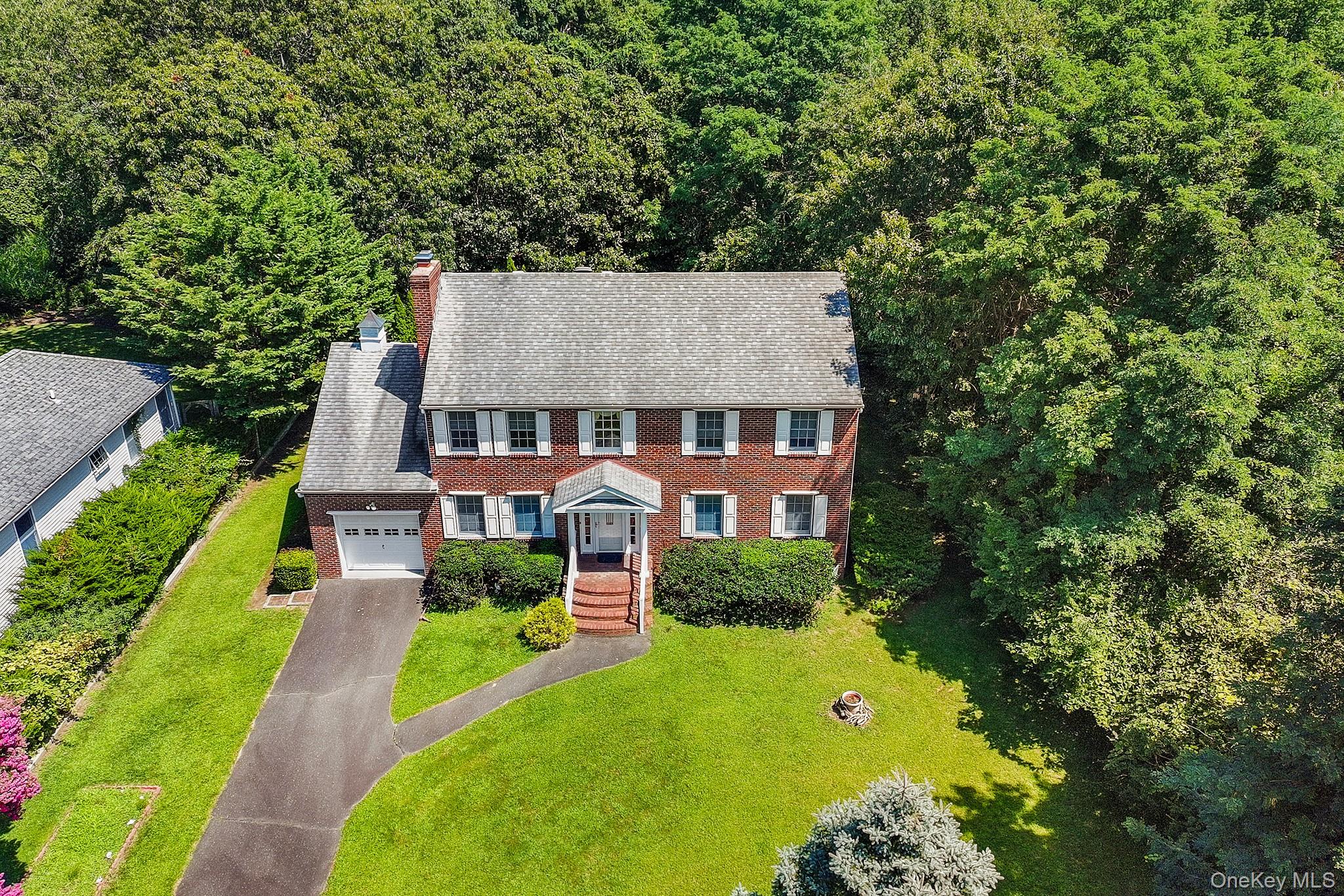 515 The Greenway – For Sale photo 5