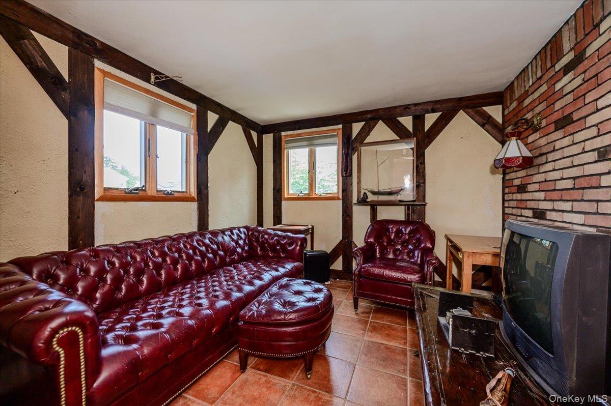 3291 Wolfson Drive – For Sale photo 14