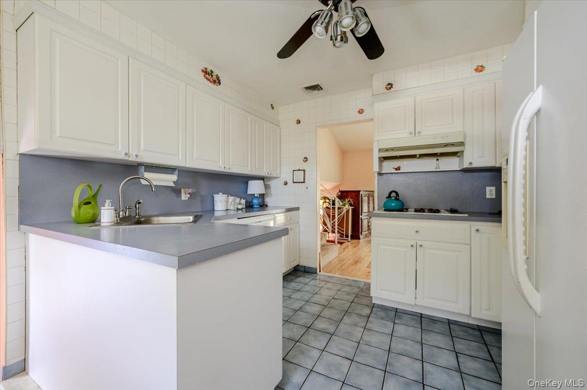 3291 Wolfson Drive – For Sale photo 8