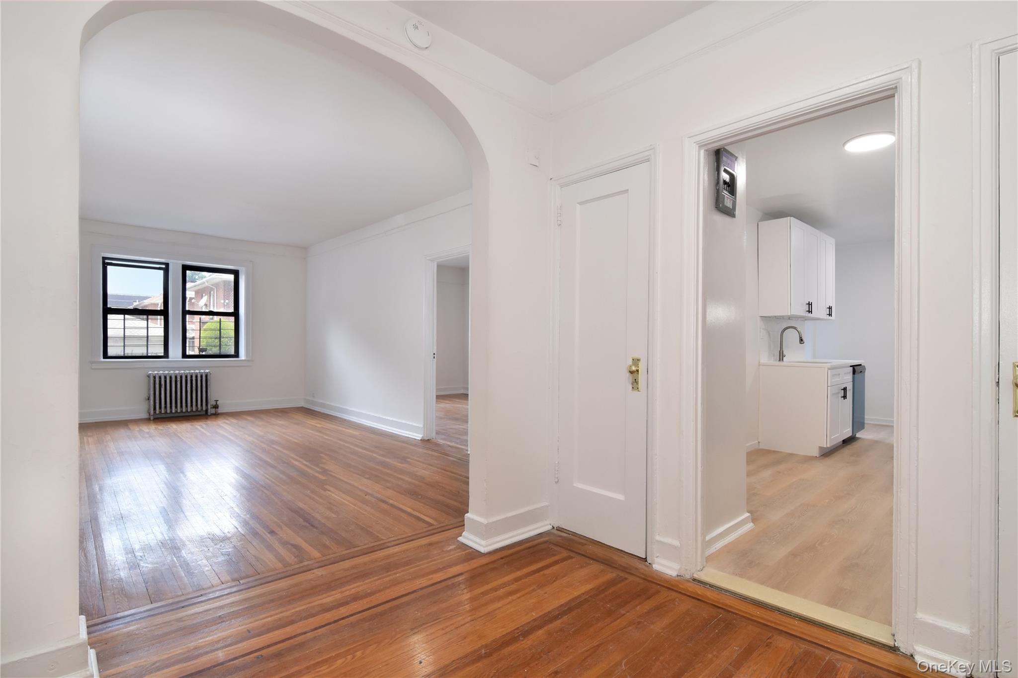 590 E 3rd Street, Unit 1L photo 14