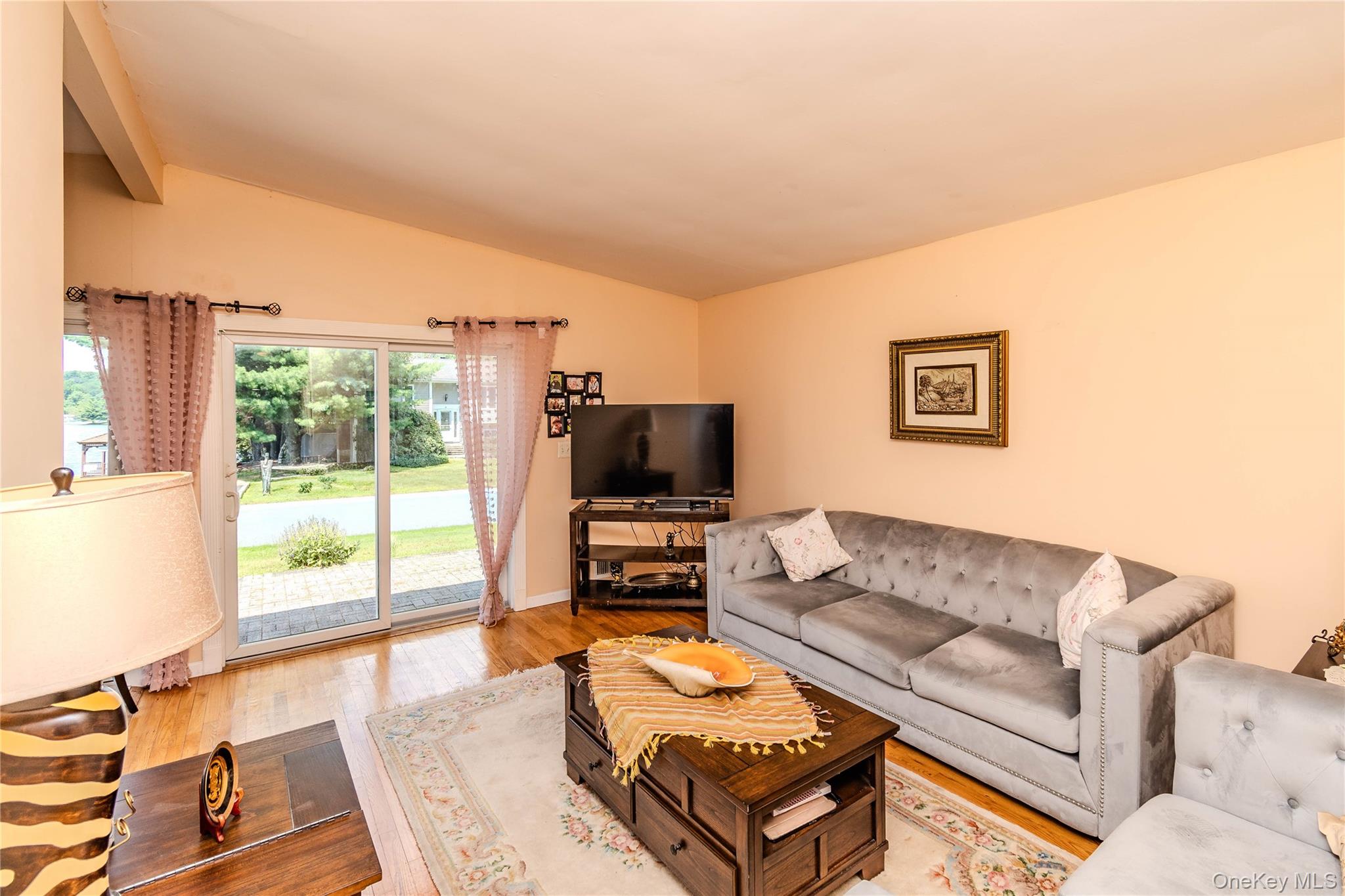 210 Lake Shore Drive E – For Sale photo 36