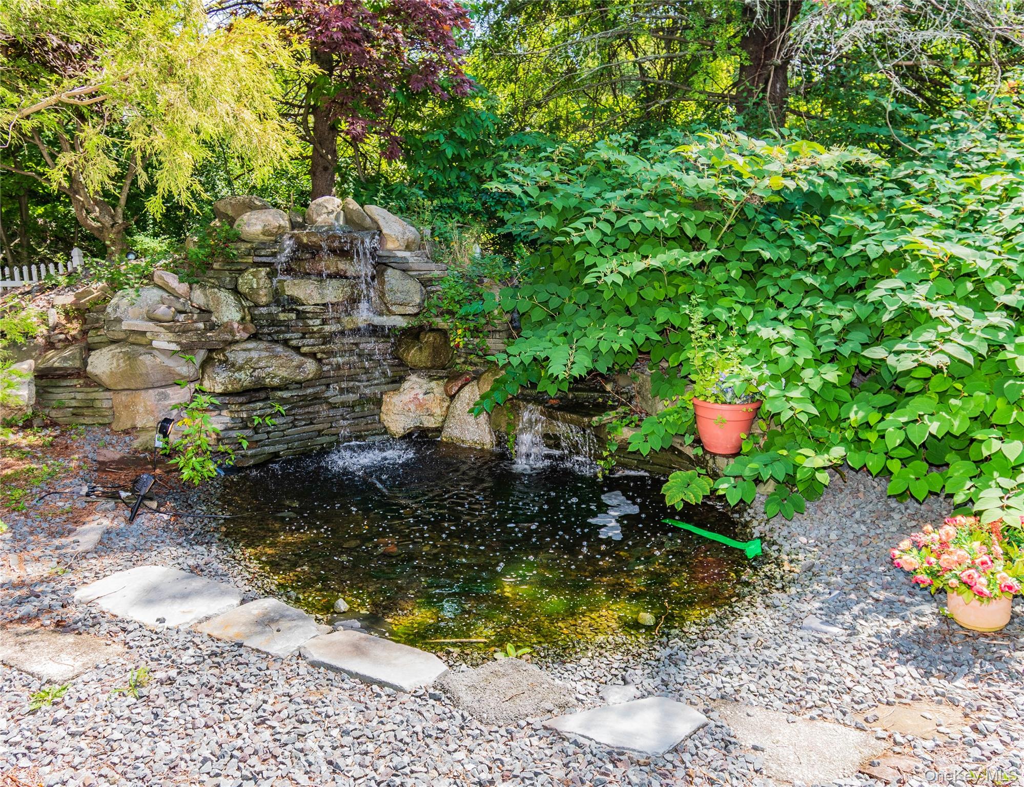 210 Lake Shore Drive E – For Sale photo 10