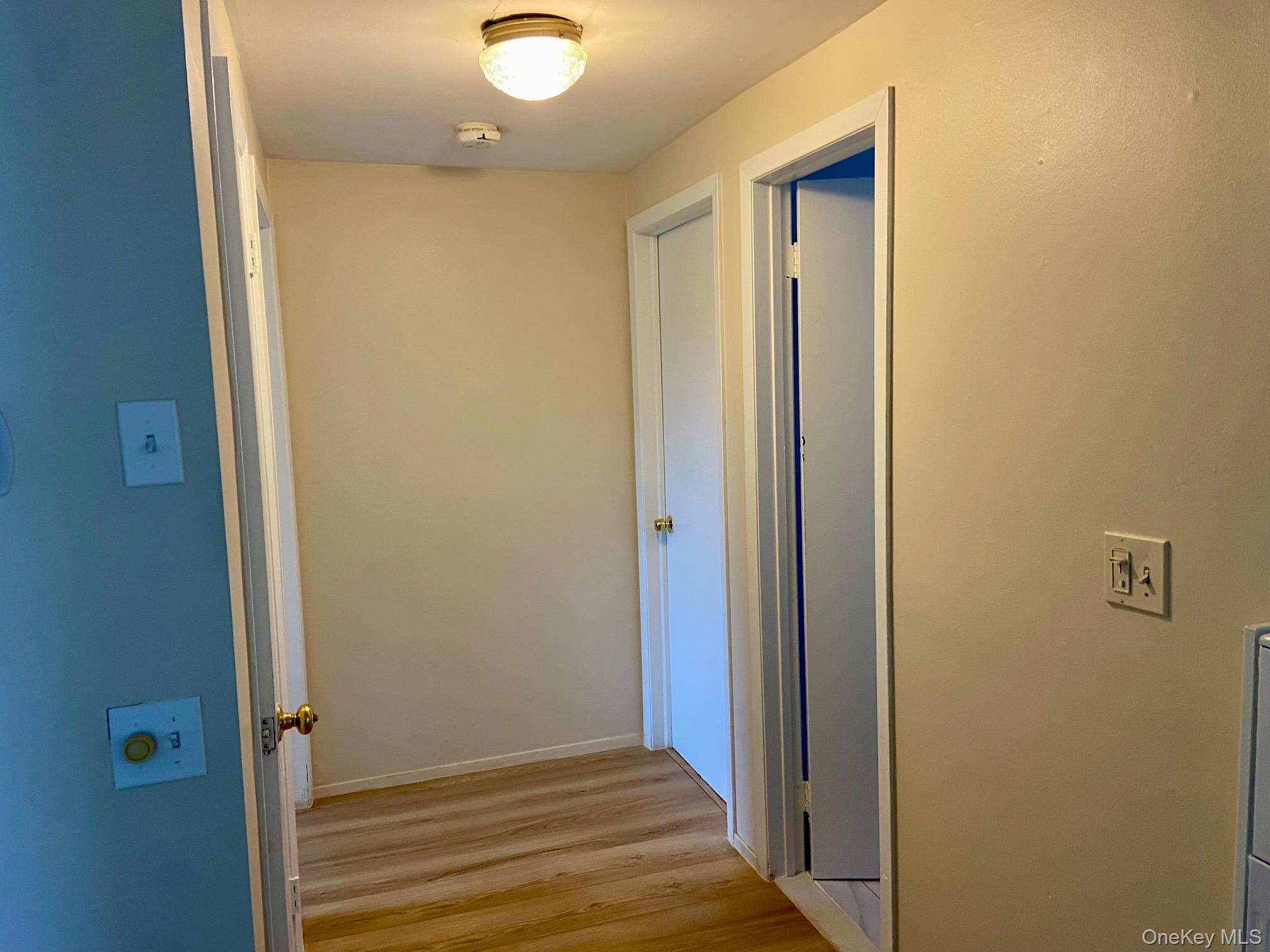 11 April Lane – For Rent photo 6