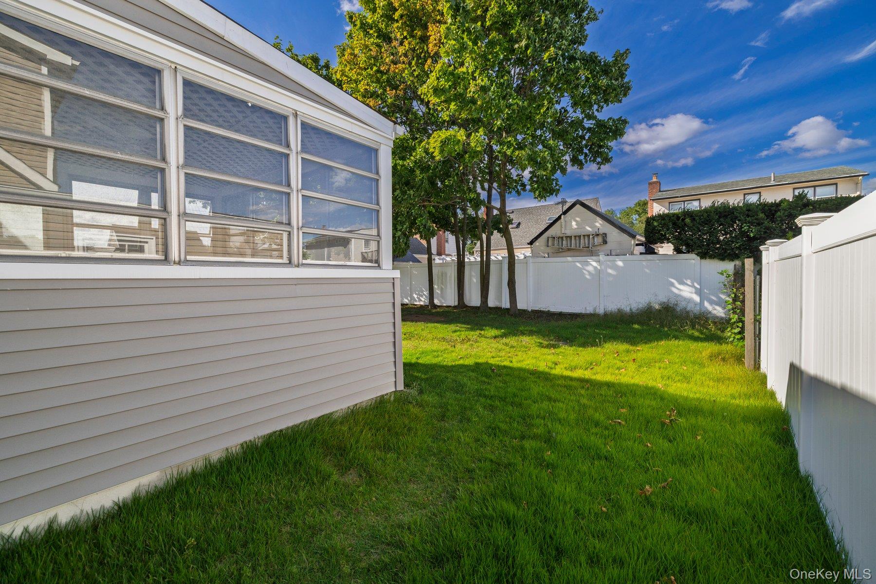 837 Edward Street – For Sale photo 4