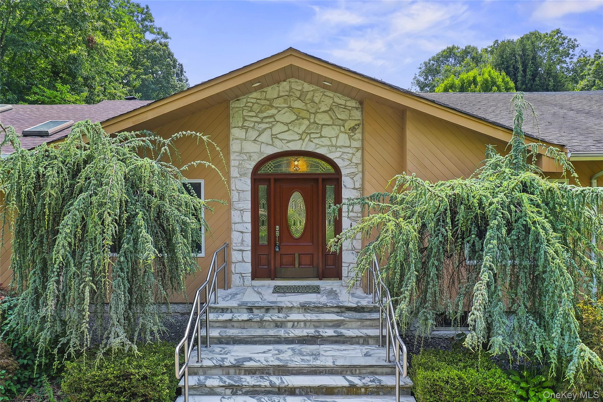 22 Penn Drive – For Sale photo 2