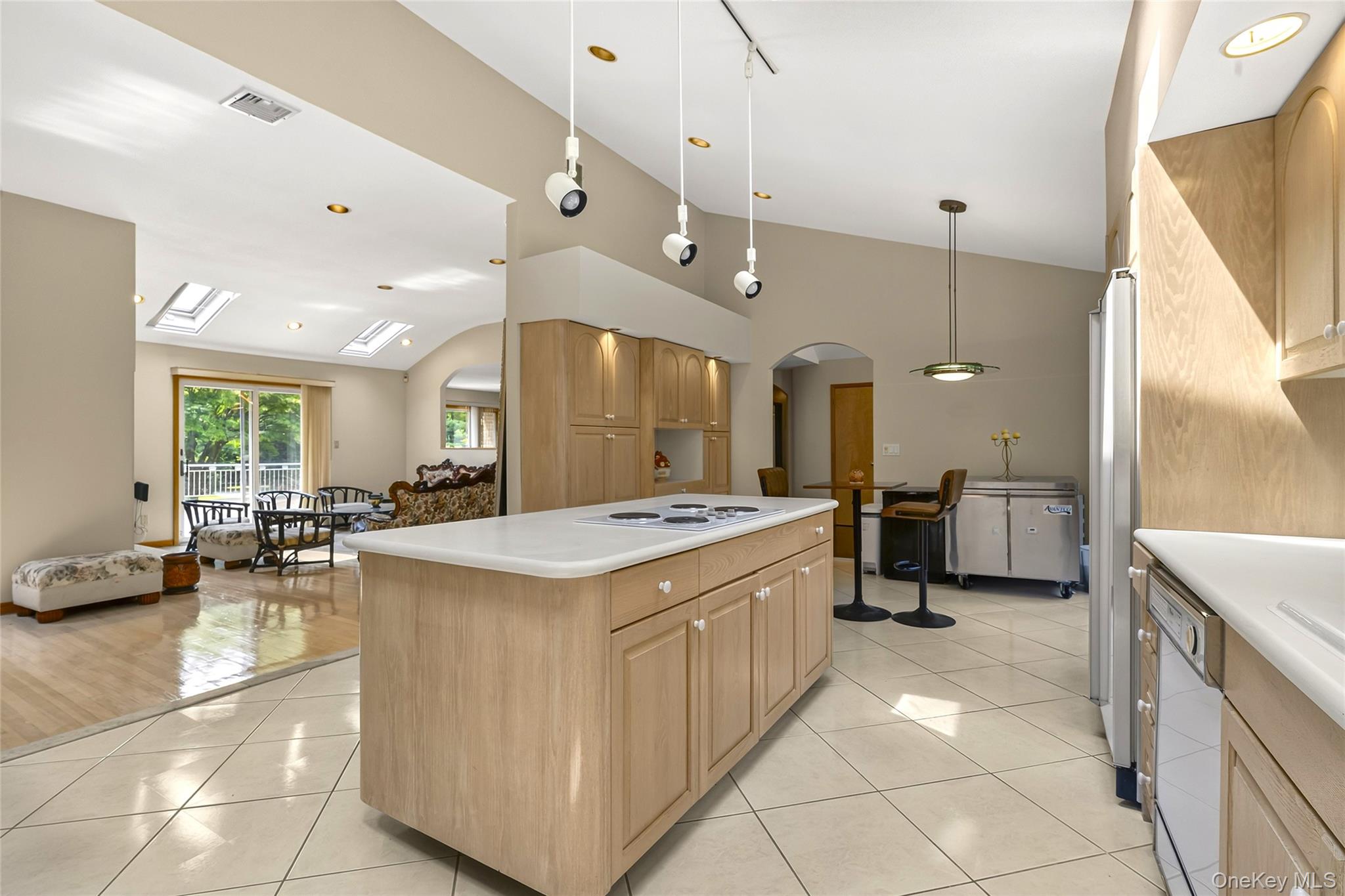 22 Penn Drive – For Sale photo 9