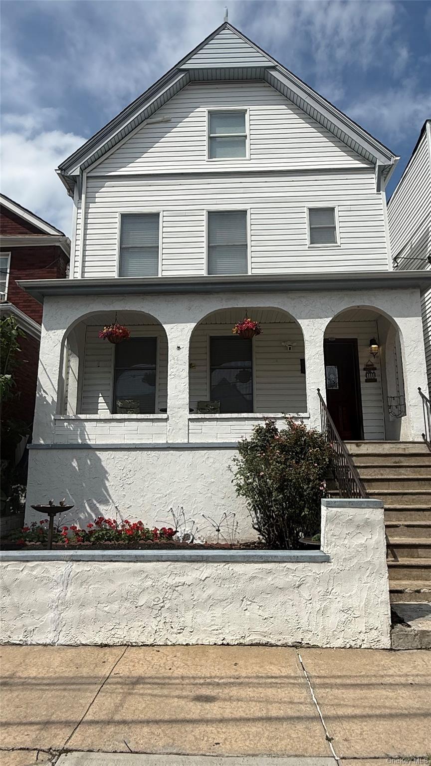 1521 Hone Ave Avenue – For Sale photo 3