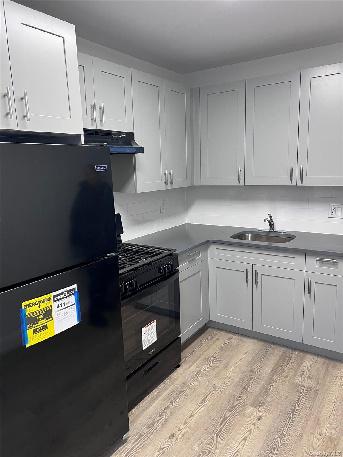 1062 Clay Avenue, Unit 1FL photo 3