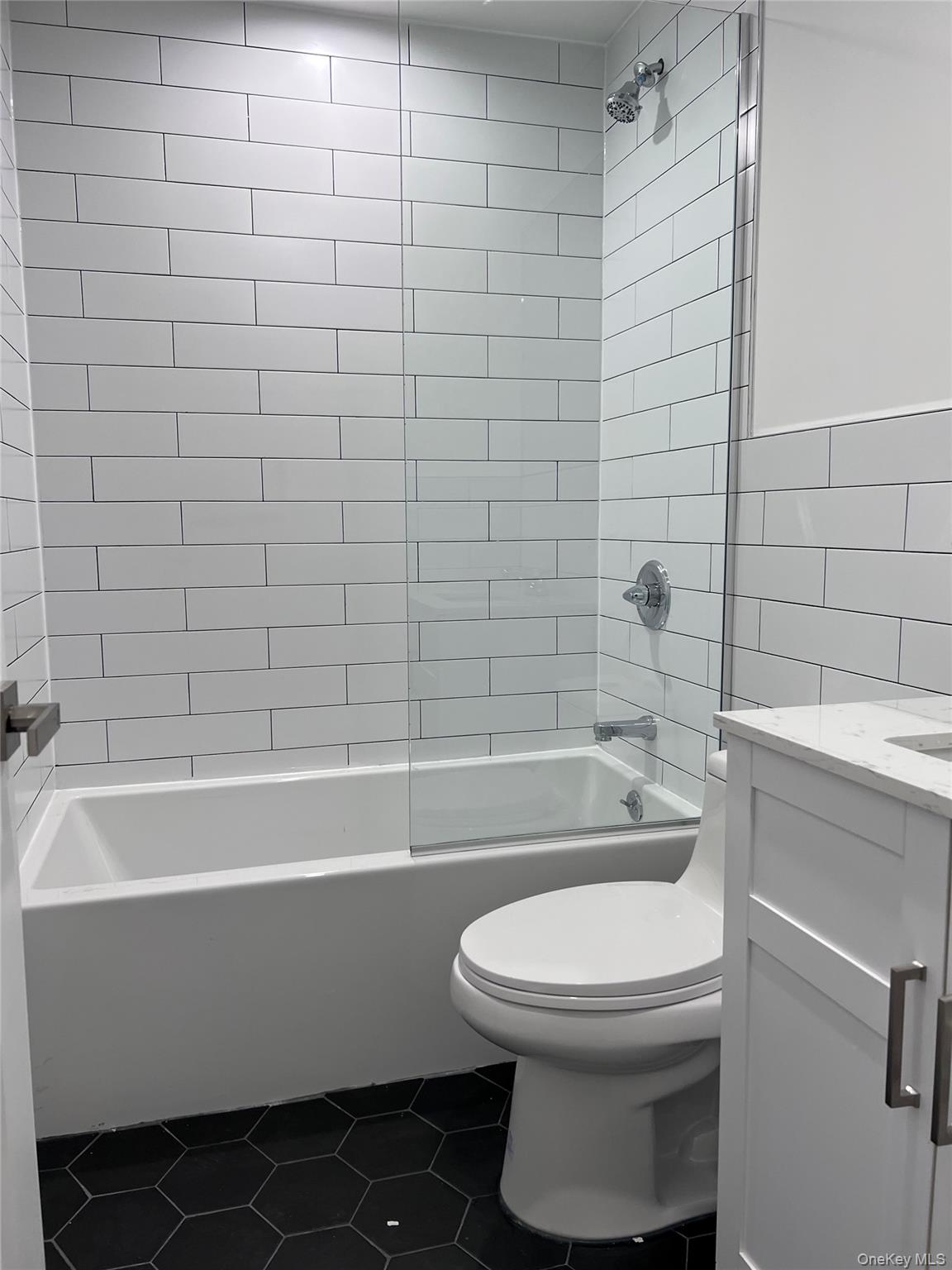 1062 Clay Avenue, Unit 1FL photo 5