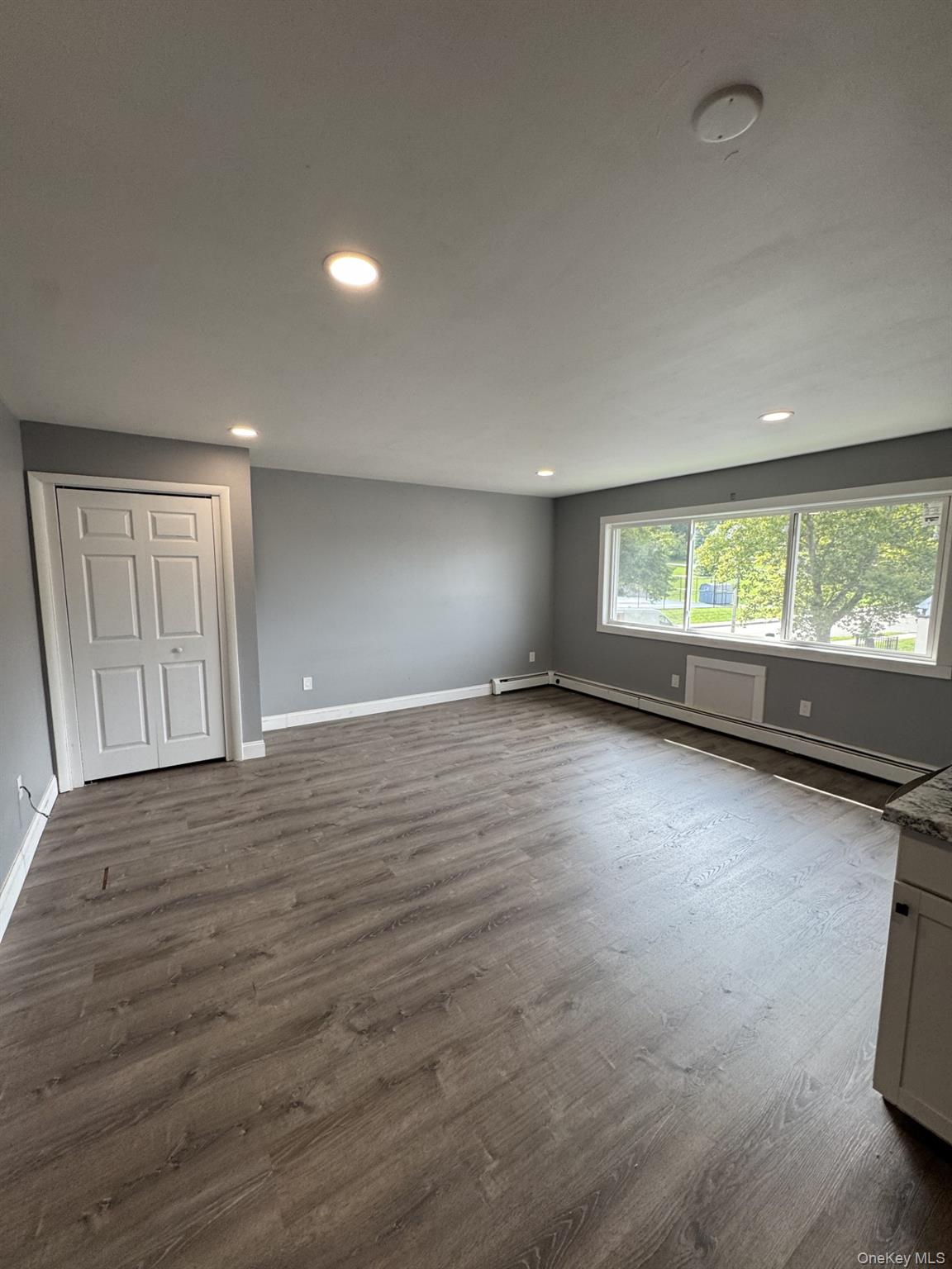 75 South Avenue – For Rent photo 4