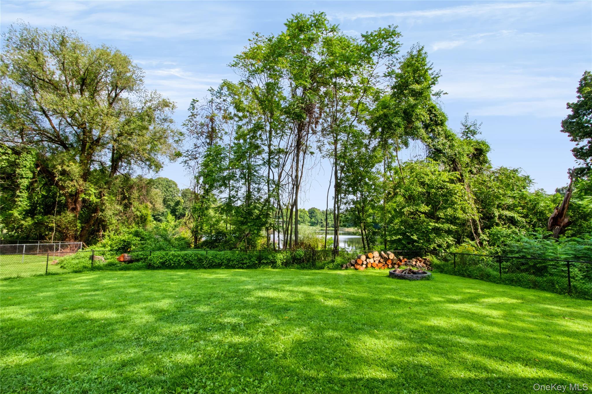 20 Seneca Lane – For Sale photo 42