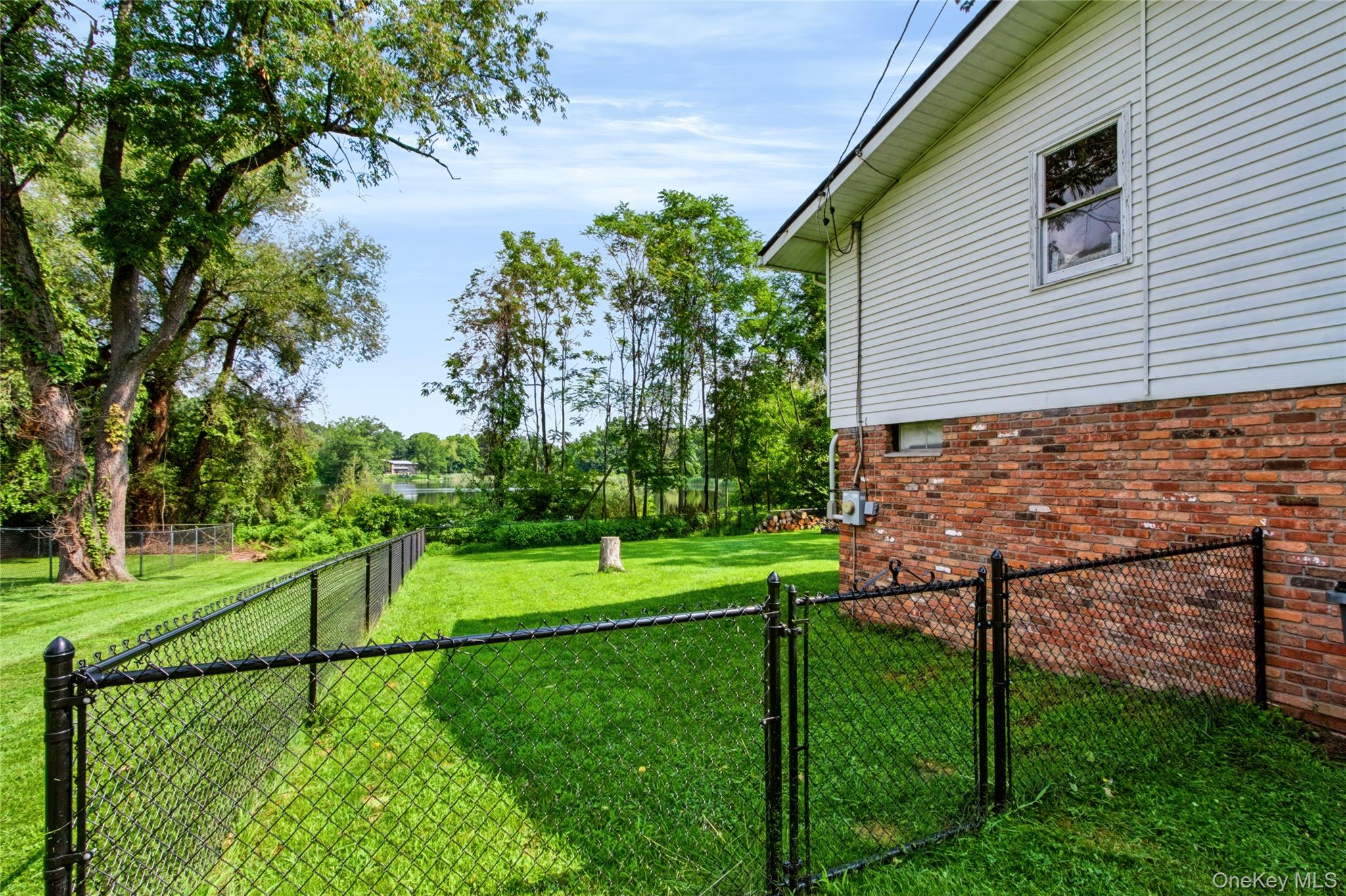 20 Seneca Lane – For Sale photo 6