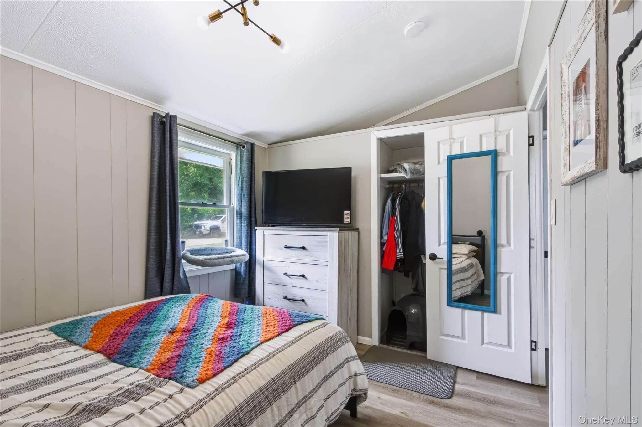 20 Seneca Lane – For Sale photo 25