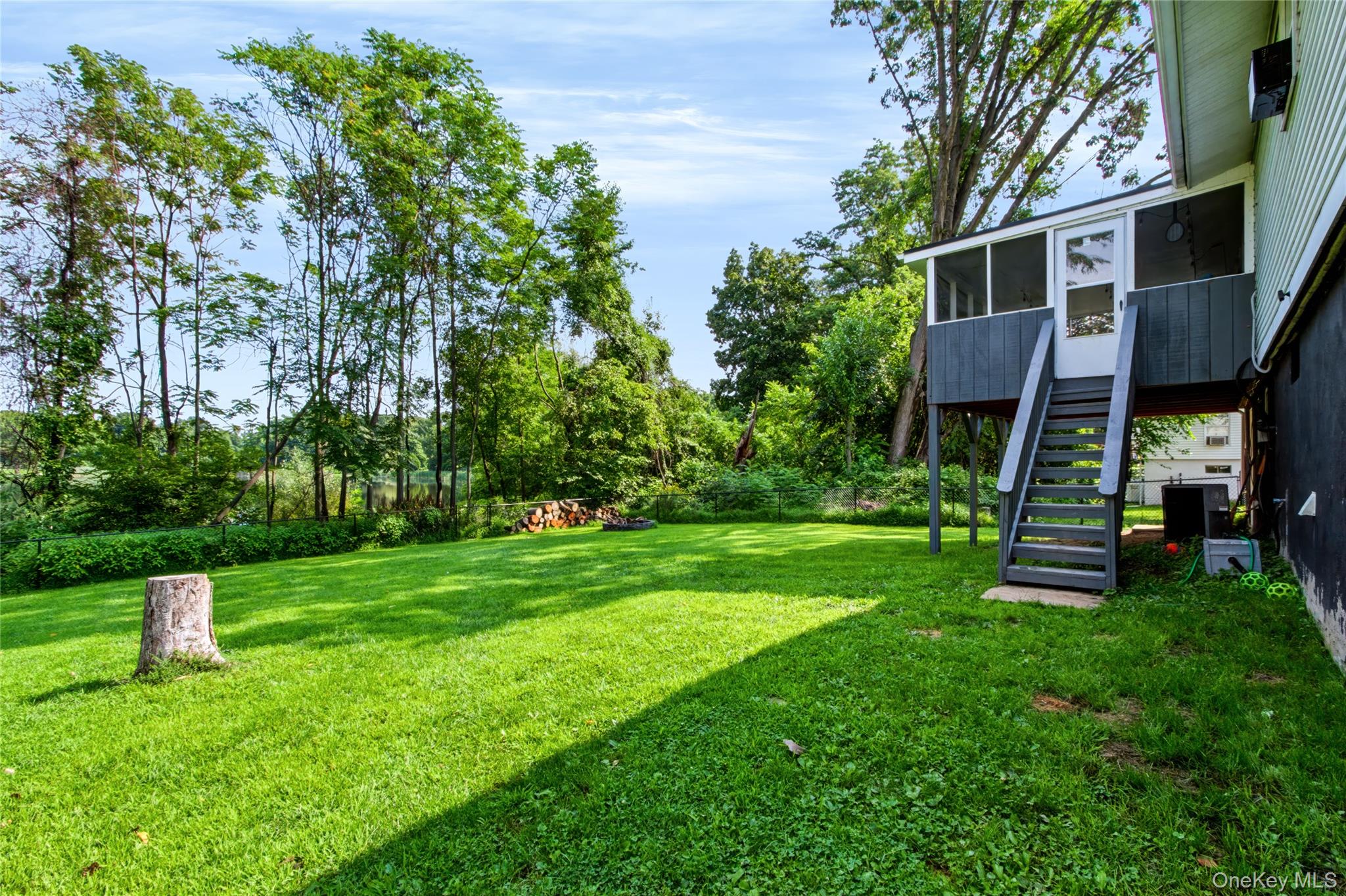 20 Seneca Lane – For Sale photo 39