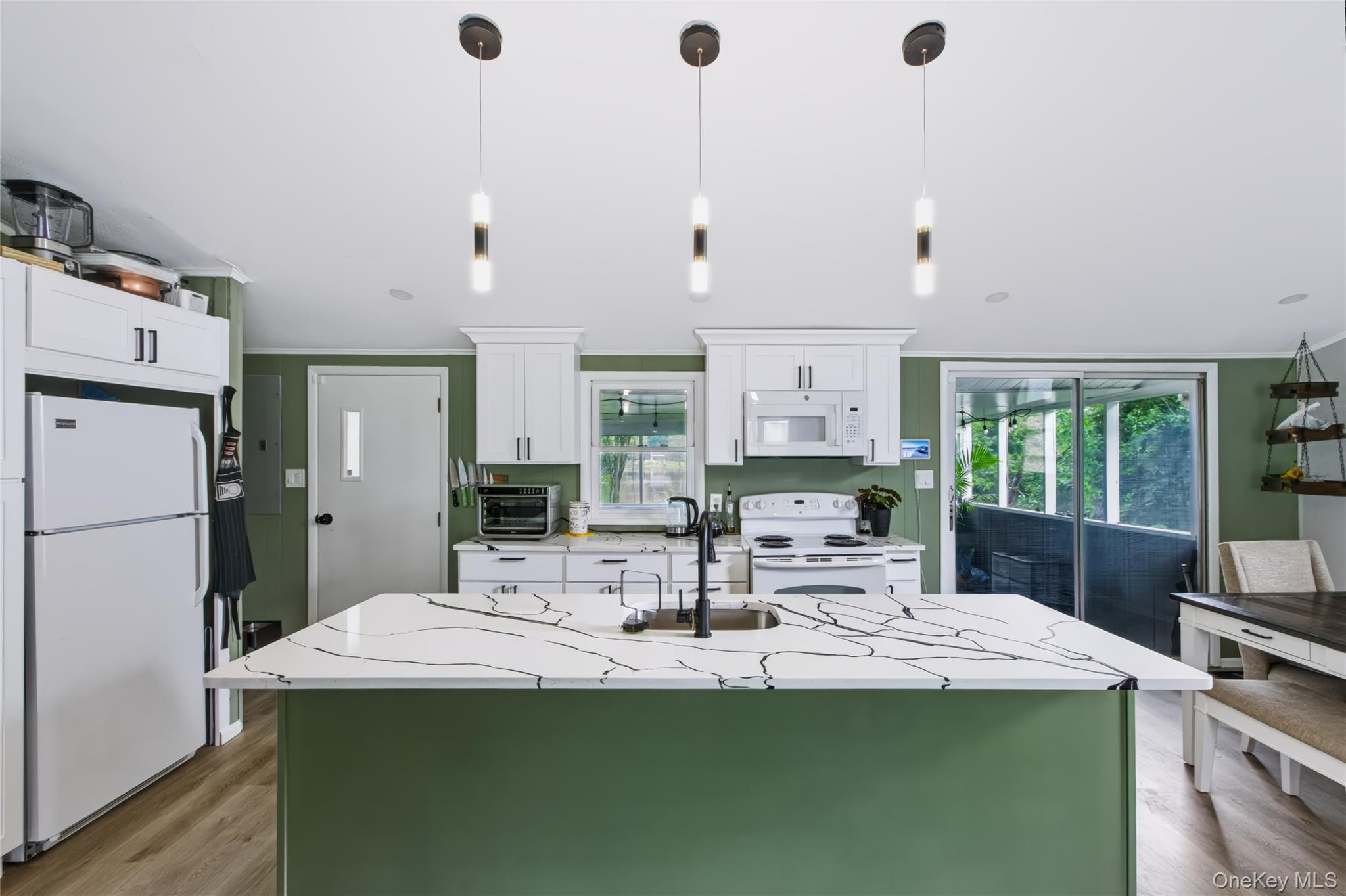 20 Seneca Lane – For Sale photo 11