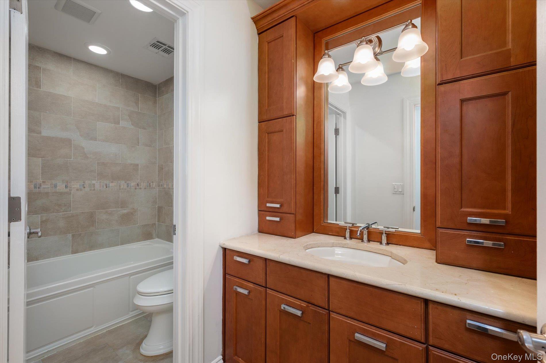 9 The Preserve, Unit 9 photo 23