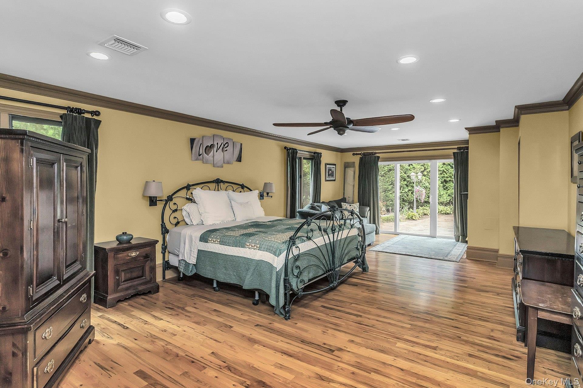 189 Lodge Avenue – For Sale photo 22