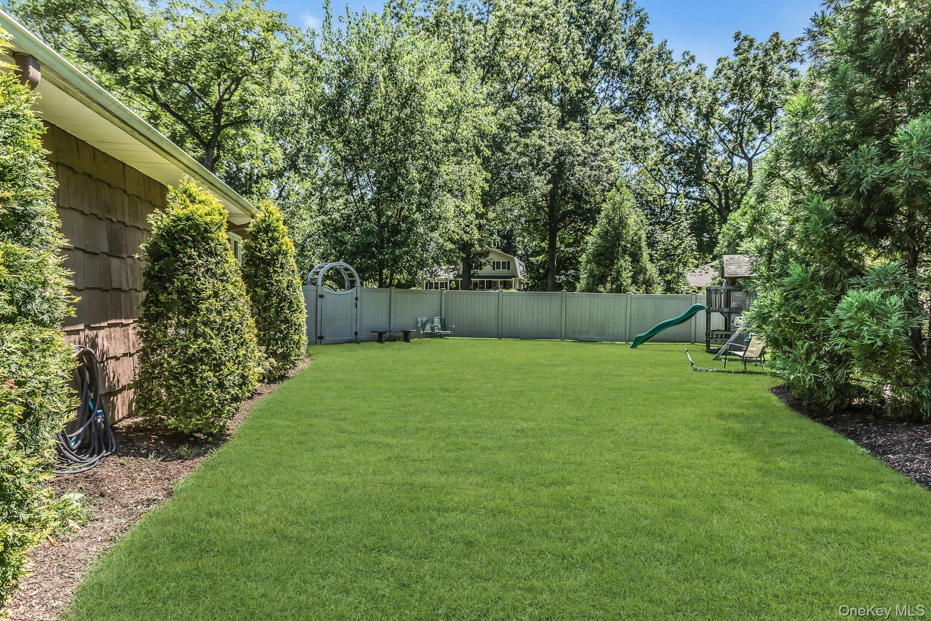 189 Lodge Avenue – For Sale photo 31